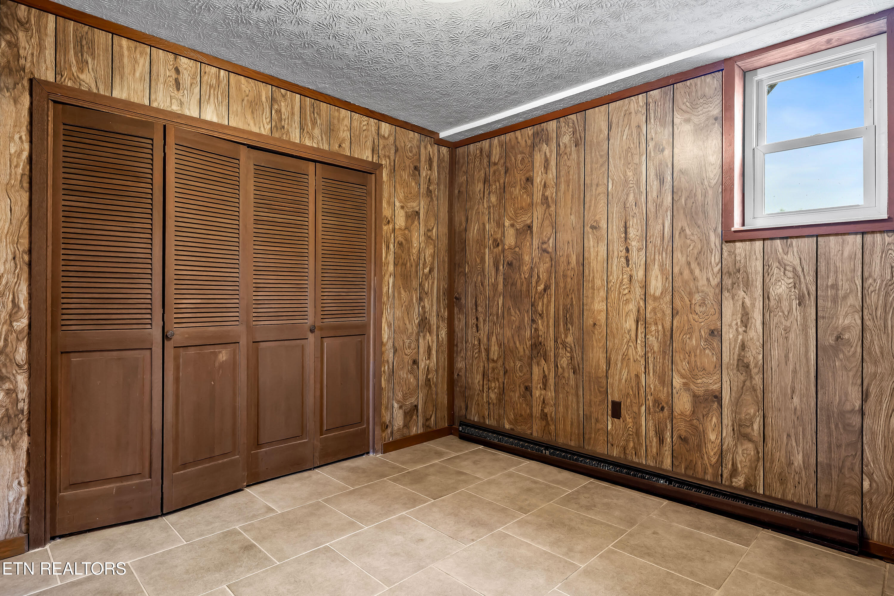 1222 Mini Huskey Road Maryville TN 37801