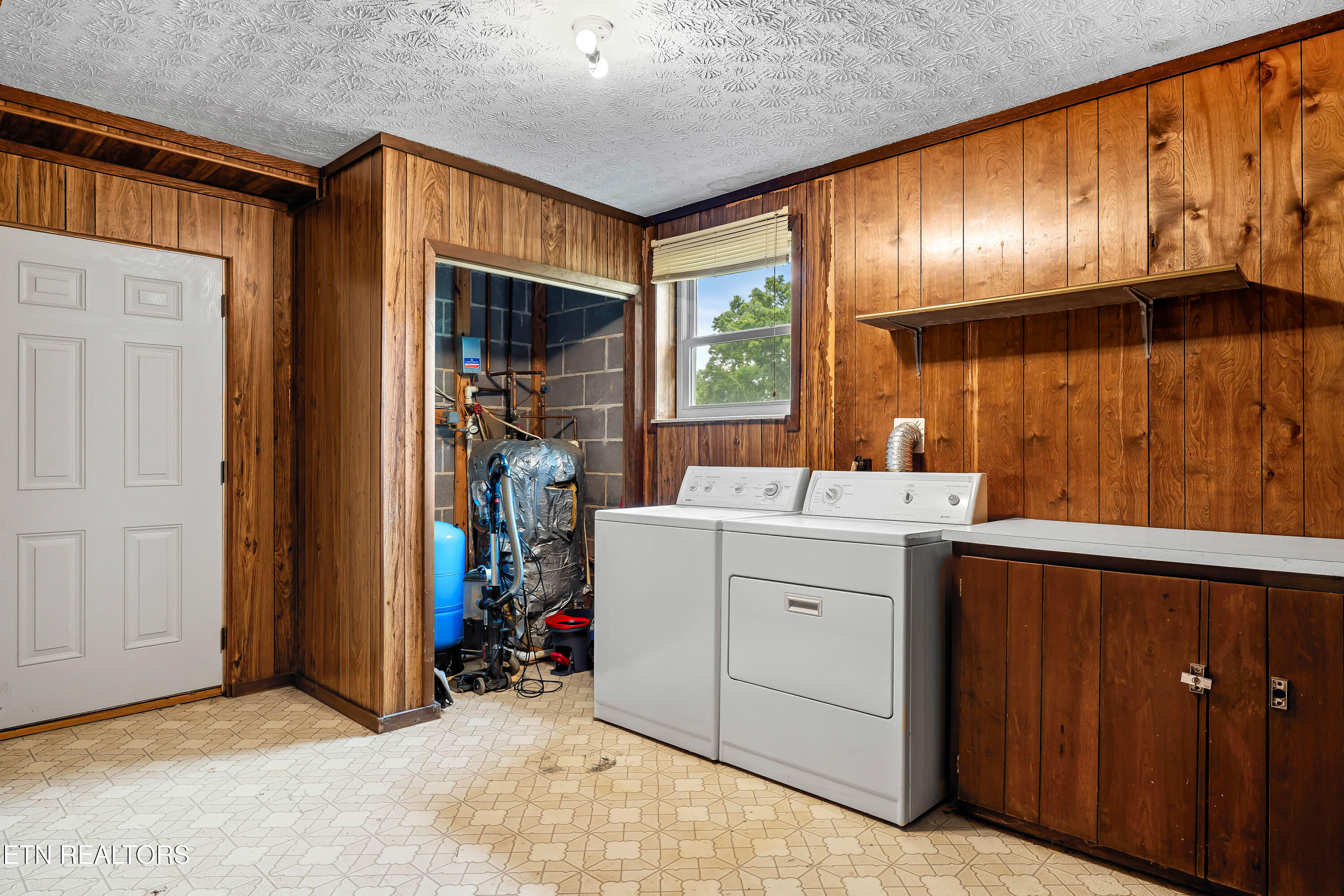 1222 Mini Huskey Road Maryville TN 37801