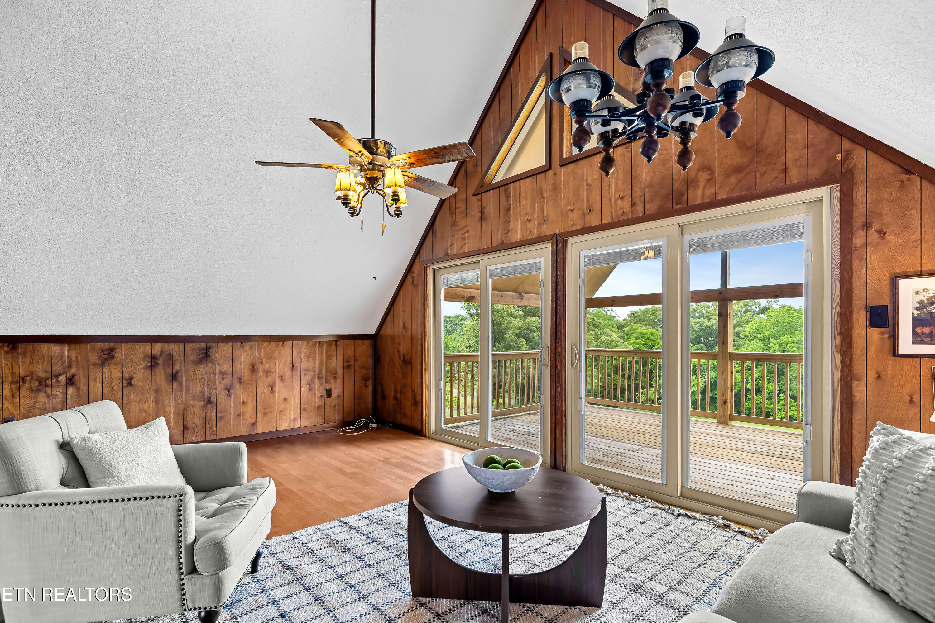 1222 Mini Huskey Road Maryville TN 37801