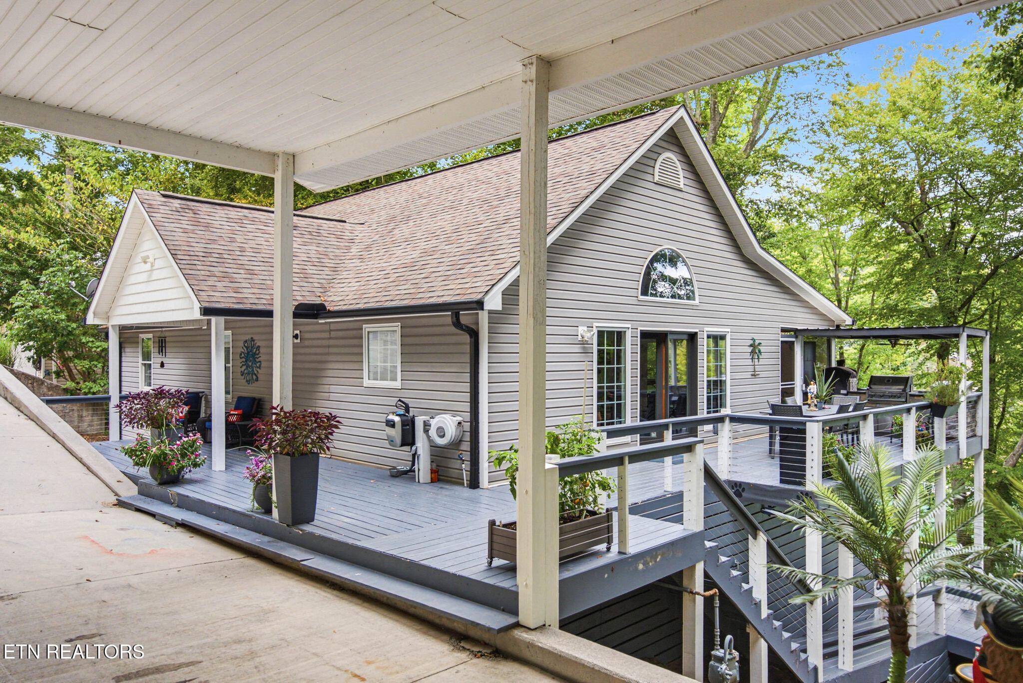773 Yoakum Hollow Road Jacksboro TN 37757