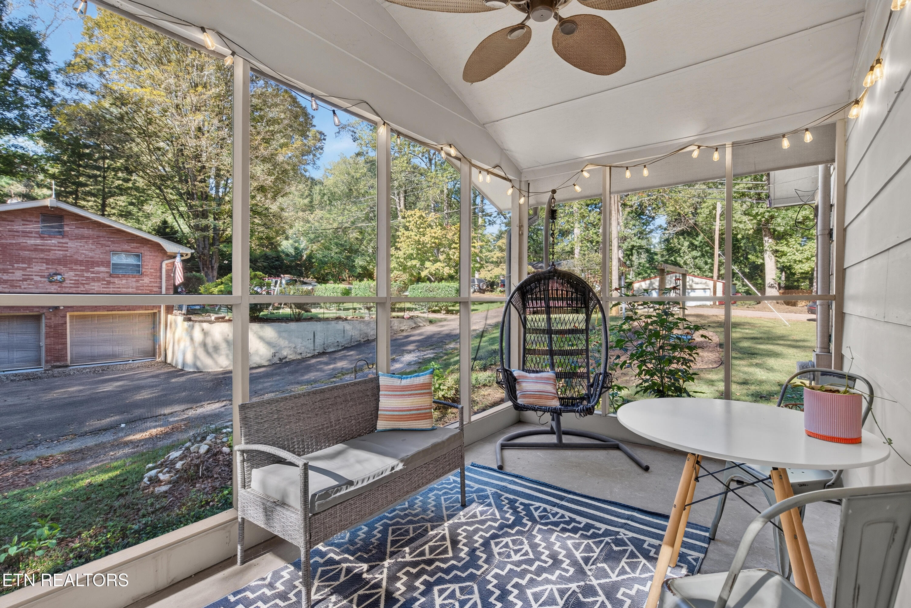 2408 Alberta Drive Knoxville TN 37920