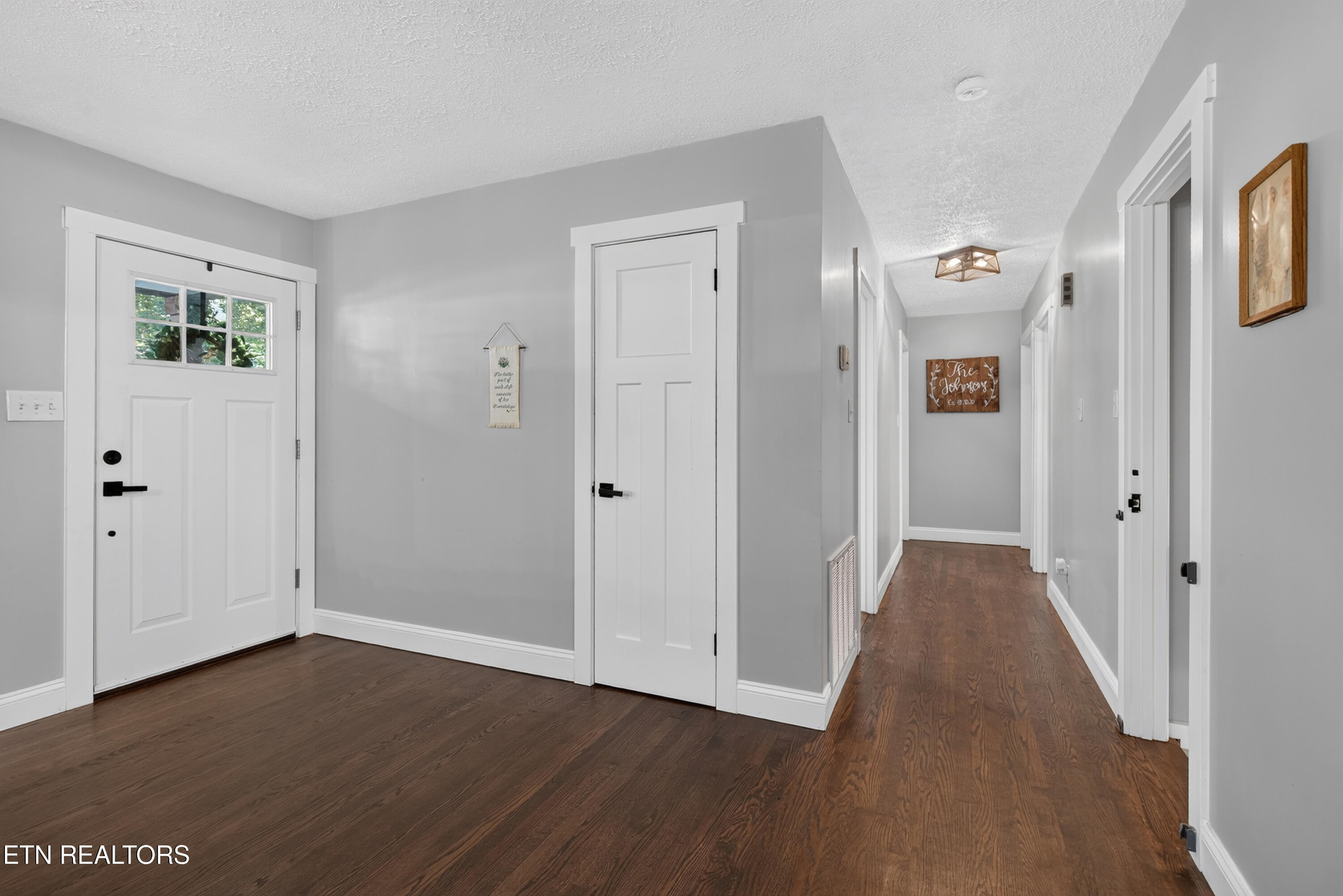 2408 Alberta Drive Knoxville TN 37920