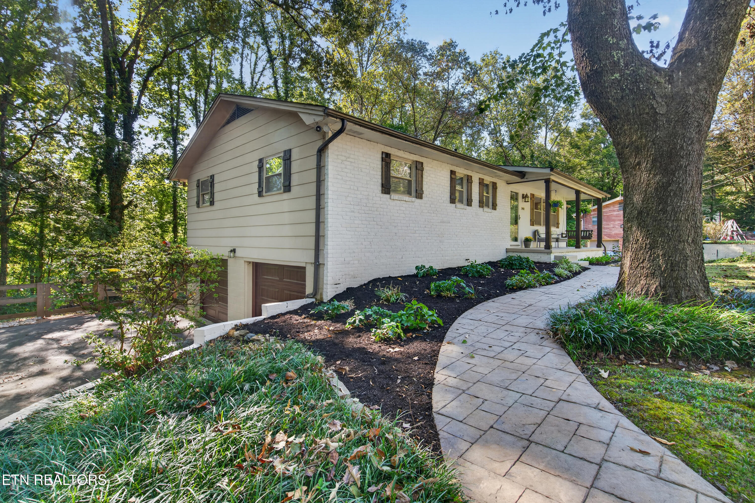 2408 Alberta Drive Knoxville TN 37920
