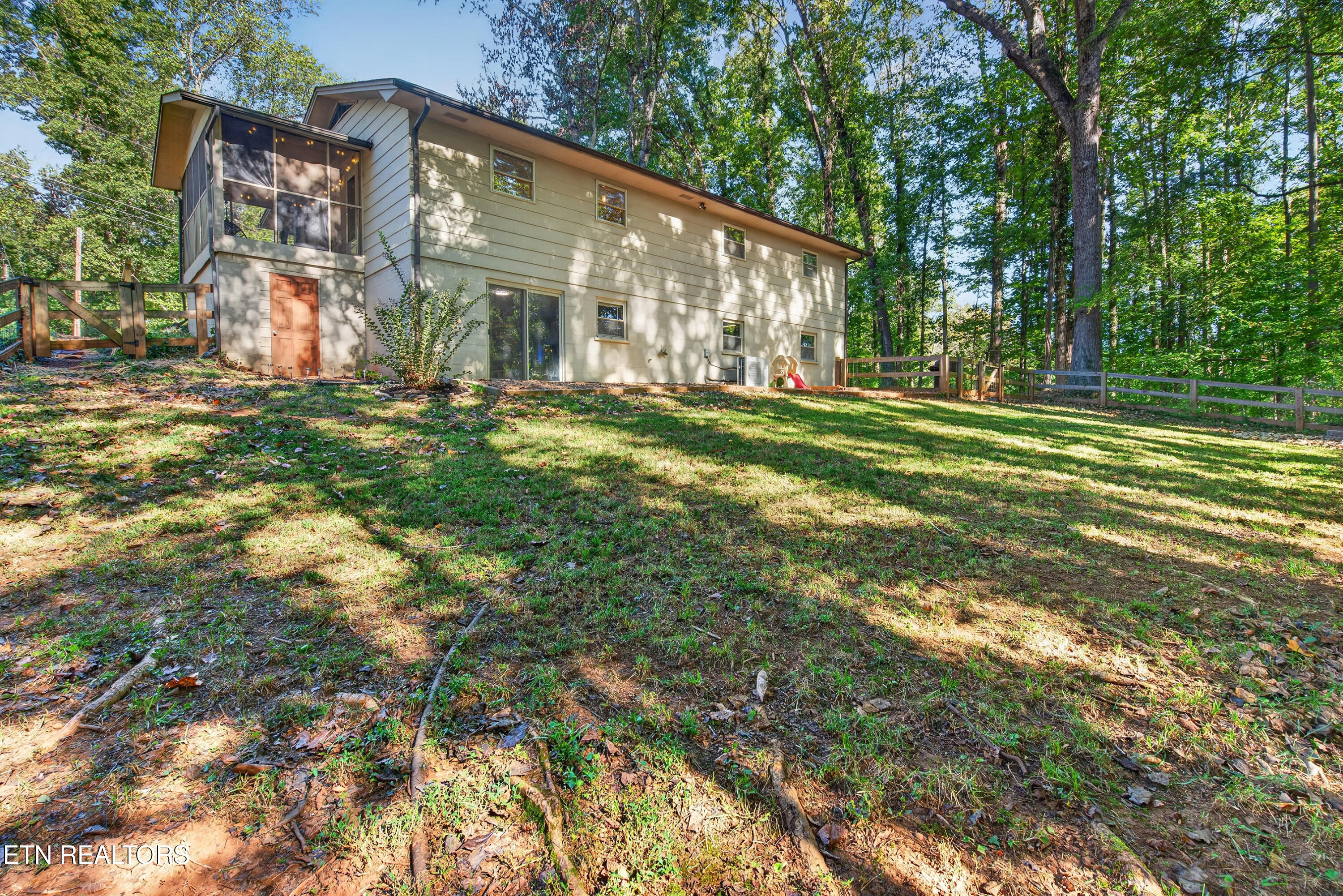 2408 Alberta Drive Knoxville TN 37920