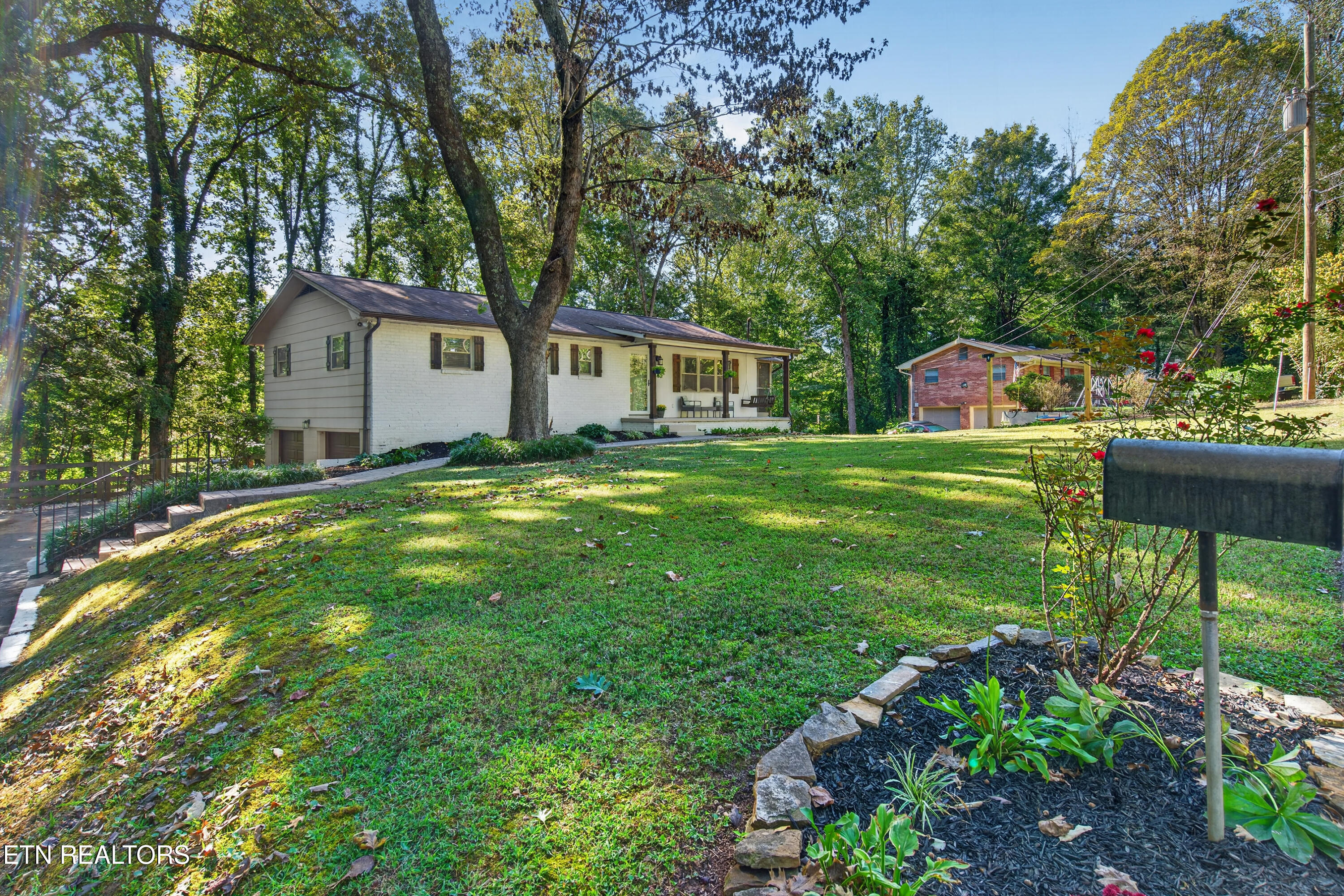 2408 Alberta Drive Knoxville TN 37920