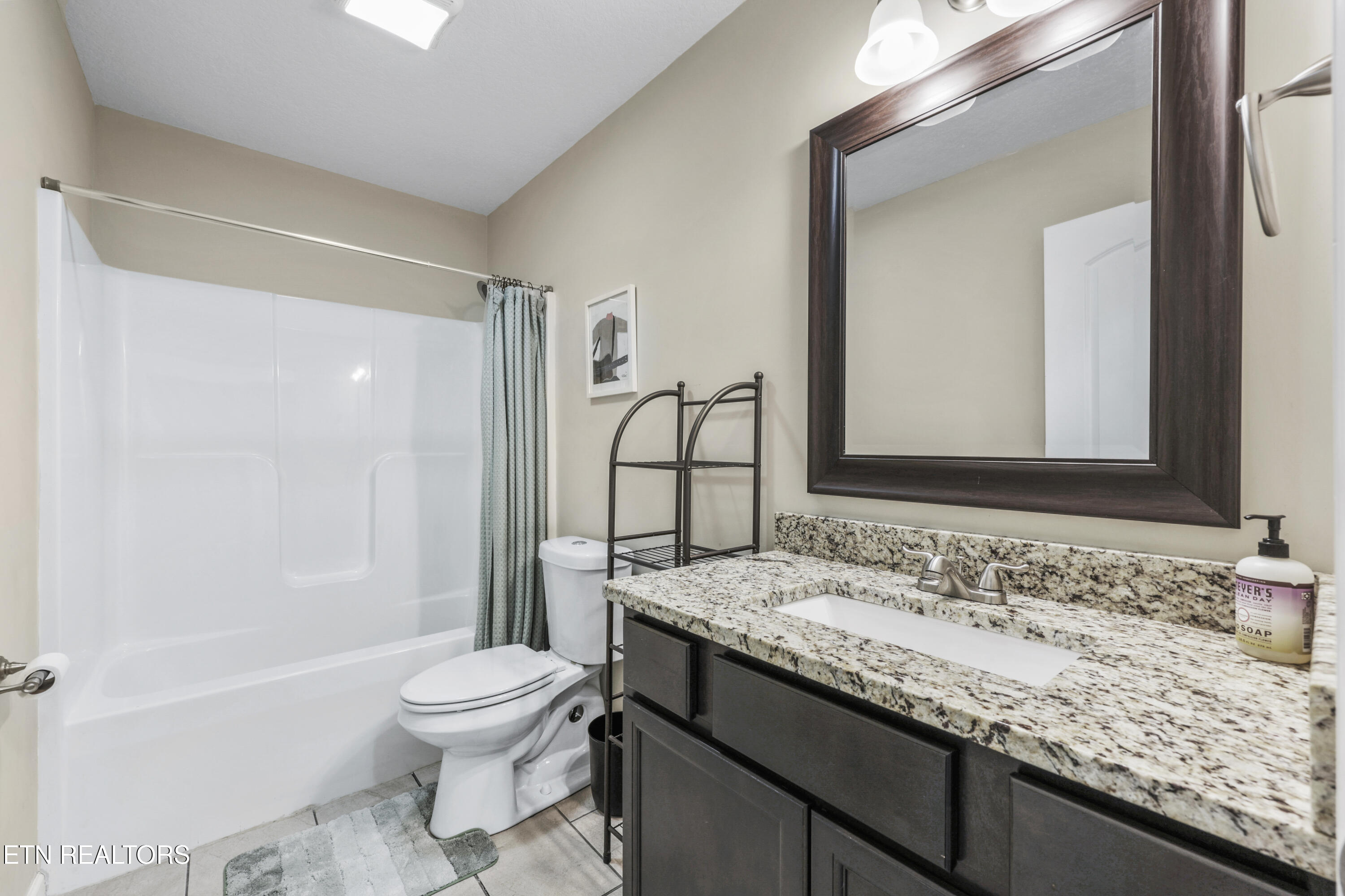 3633 Flowering Vine Way Knoxville TN 37917