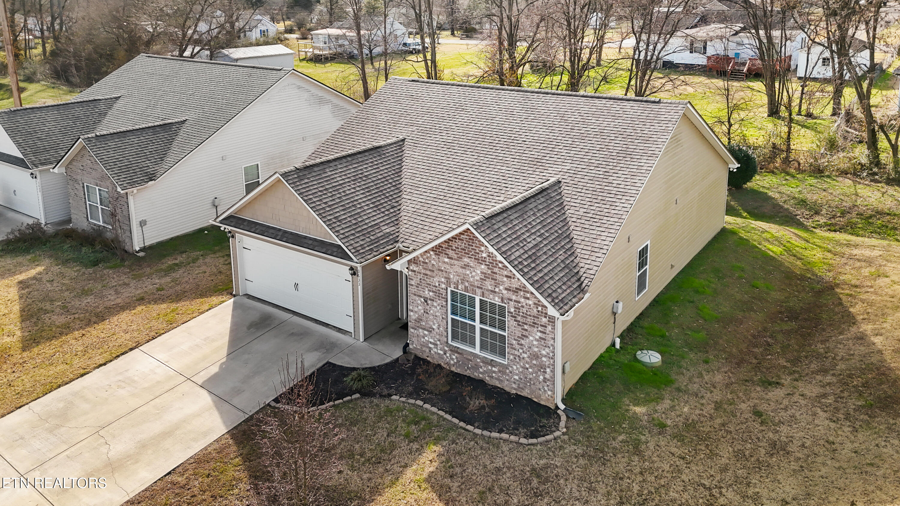 3633 Flowering Vine Way Knoxville TN 37917