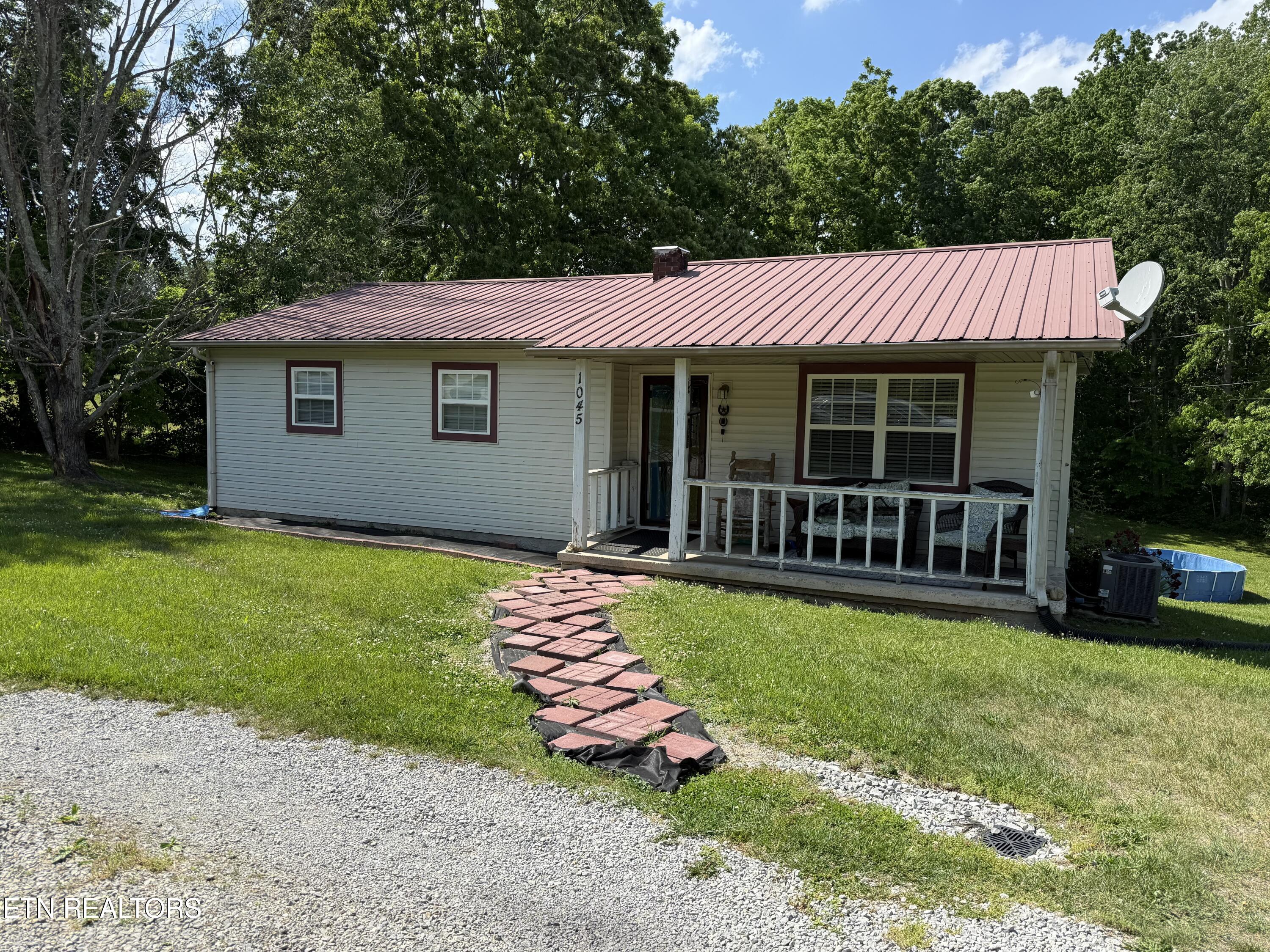 1045 Pearl Hinds Road Jamestown TN 38556