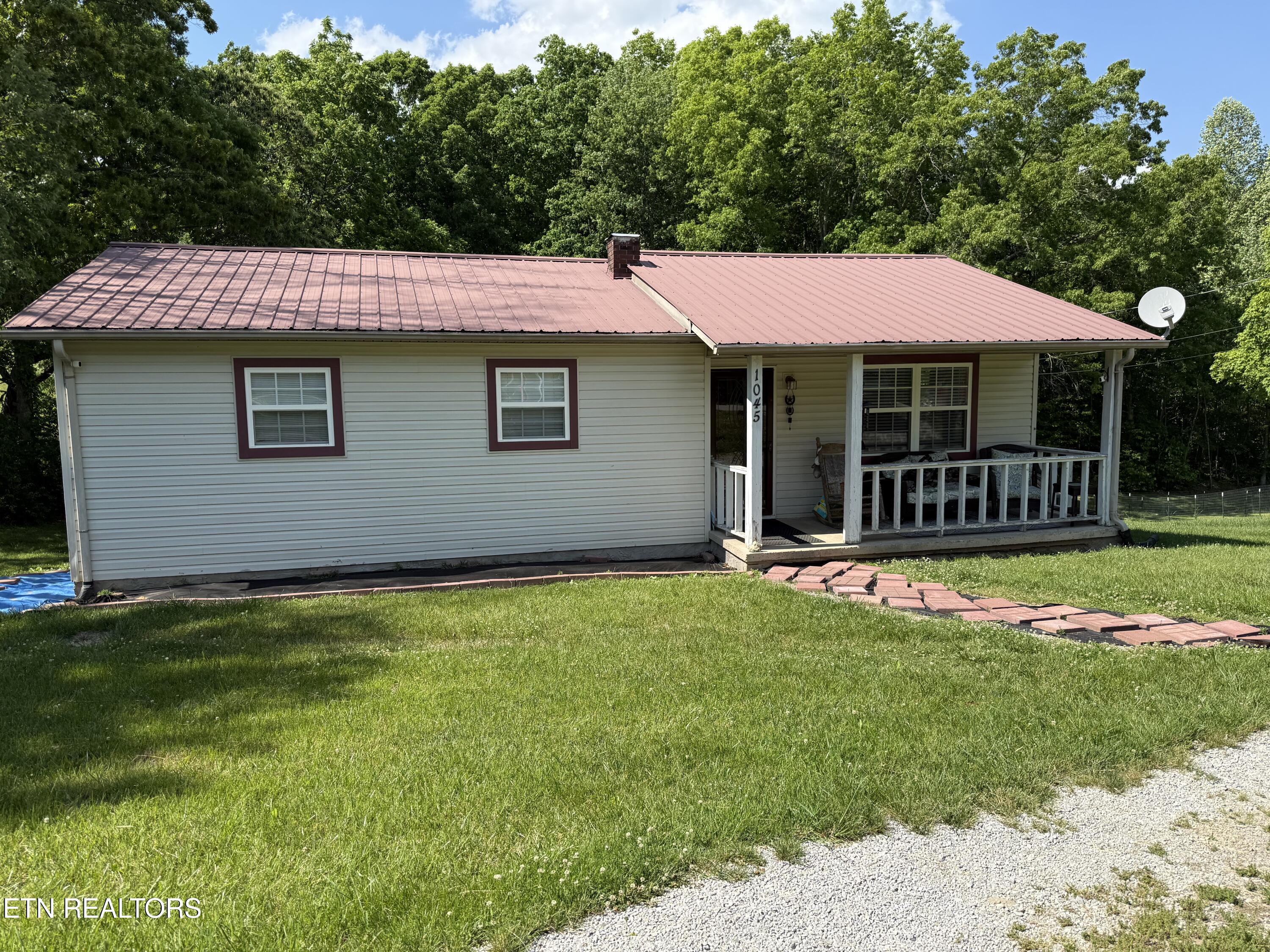 1045 Pearl Hinds Road Jamestown TN 38556