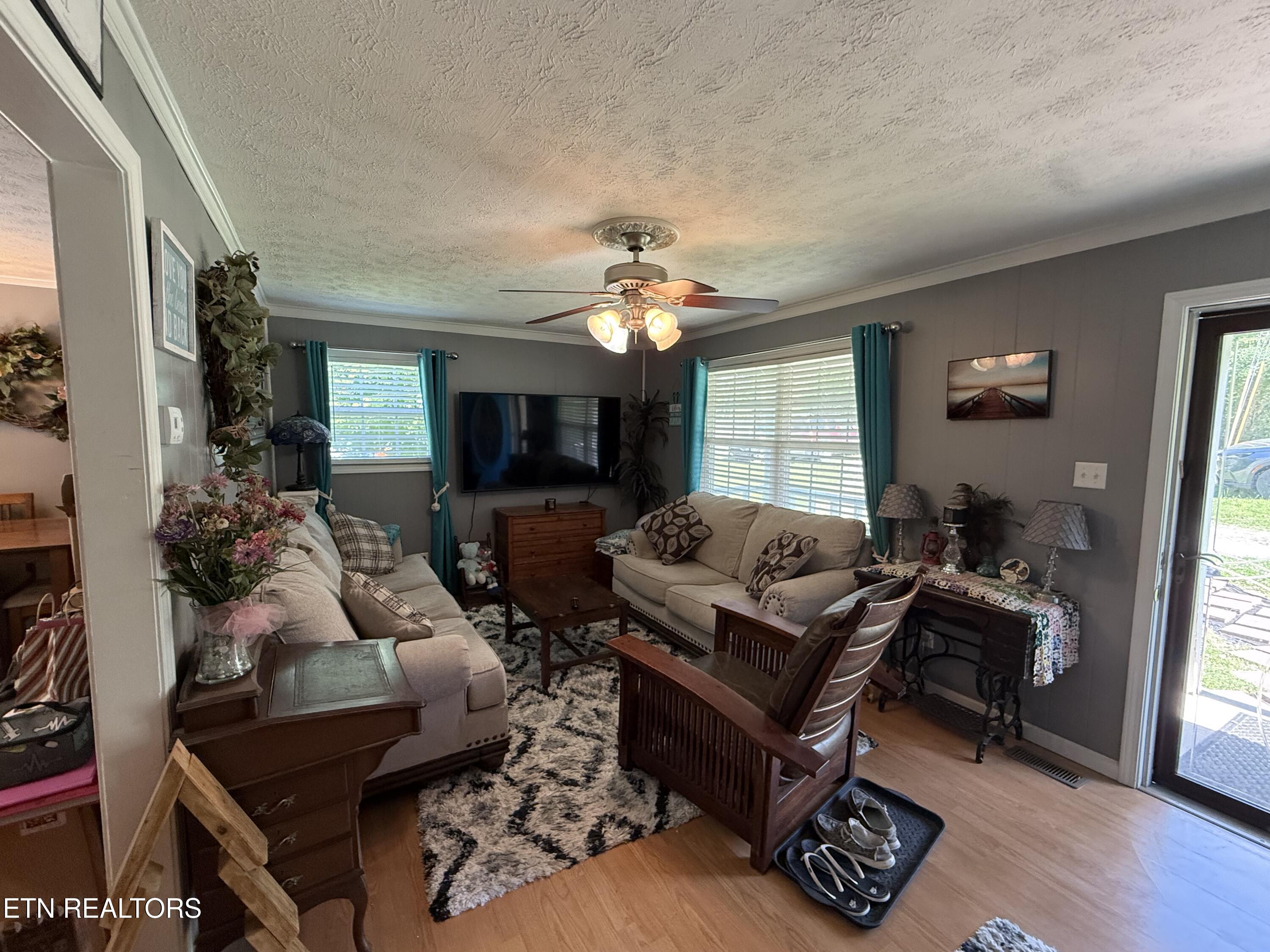 1045 Pearl Hinds Road Jamestown TN 38556