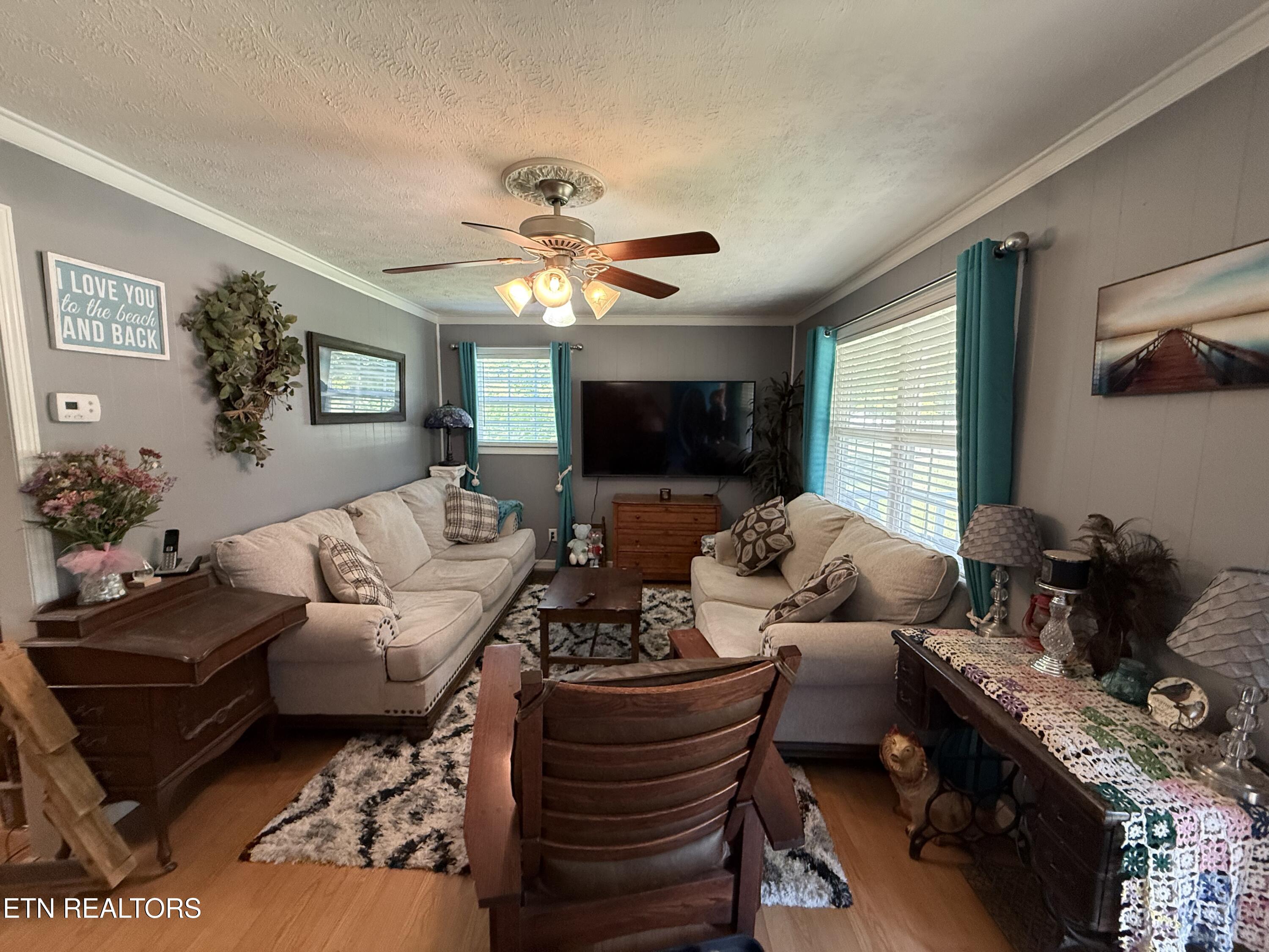 1045 Pearl Hinds Road Jamestown TN 38556