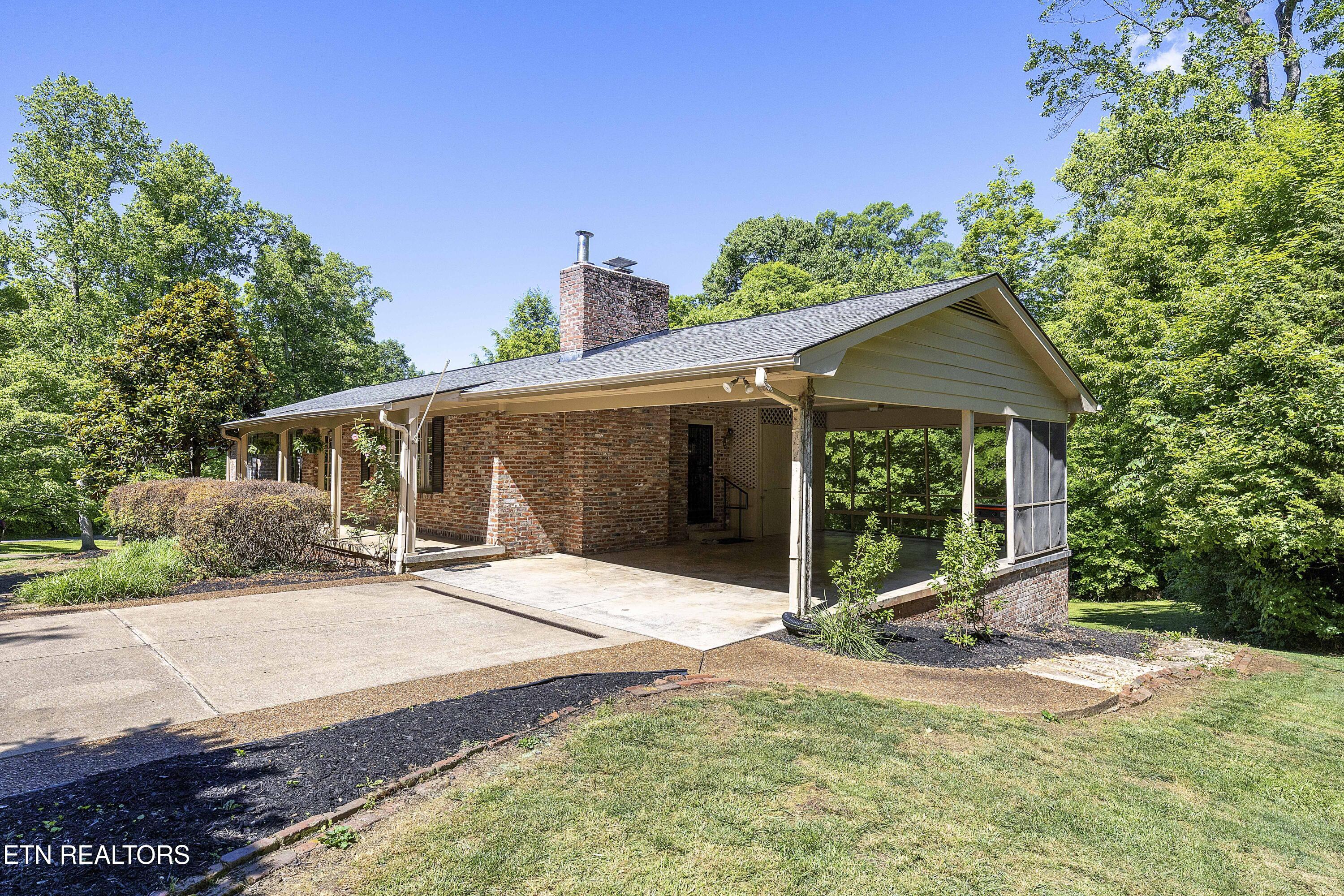 213 Beechwood Drive Knoxville TN 37920