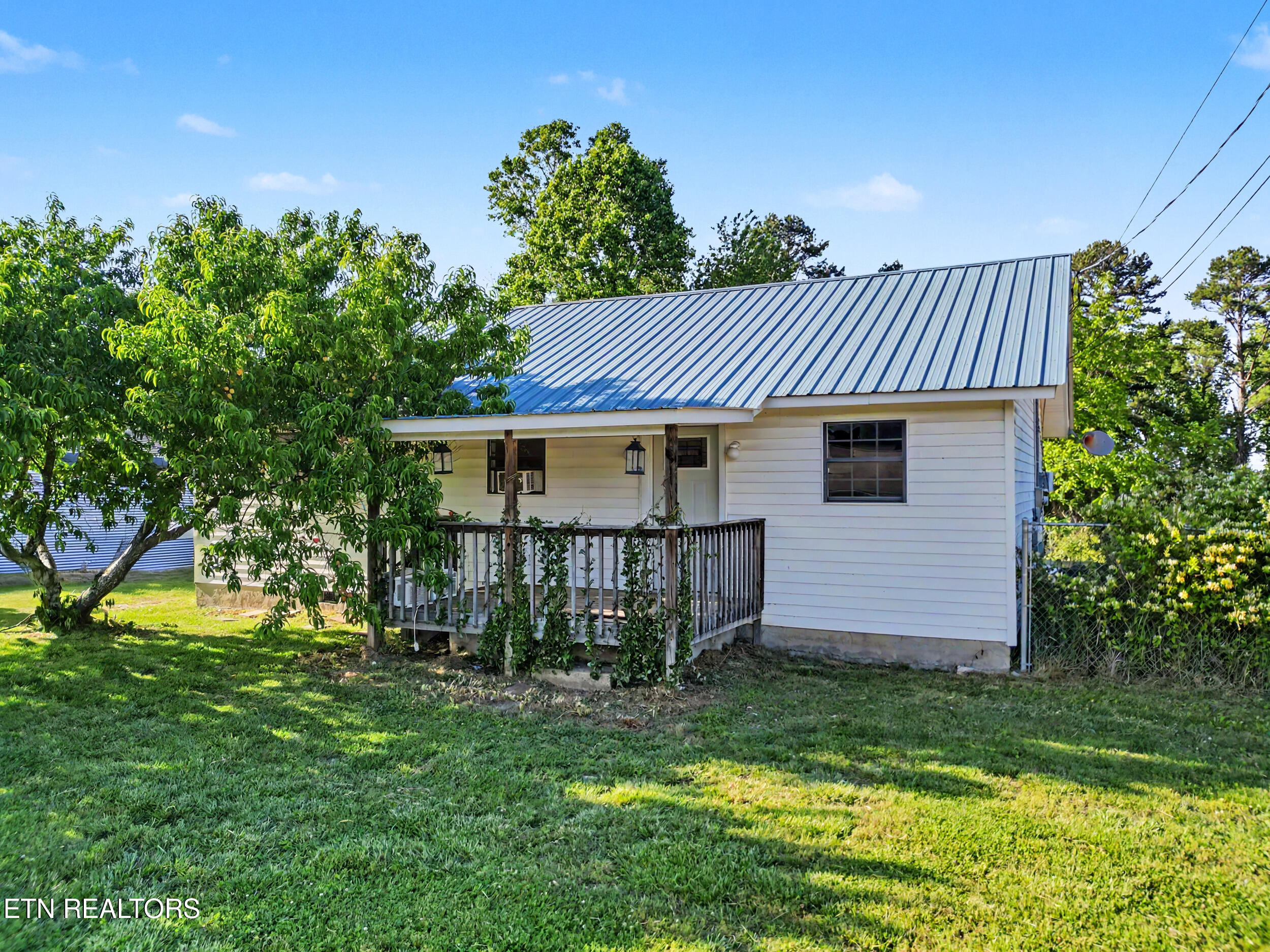 2146 Snodgrass Road New Tazewell TN 37825