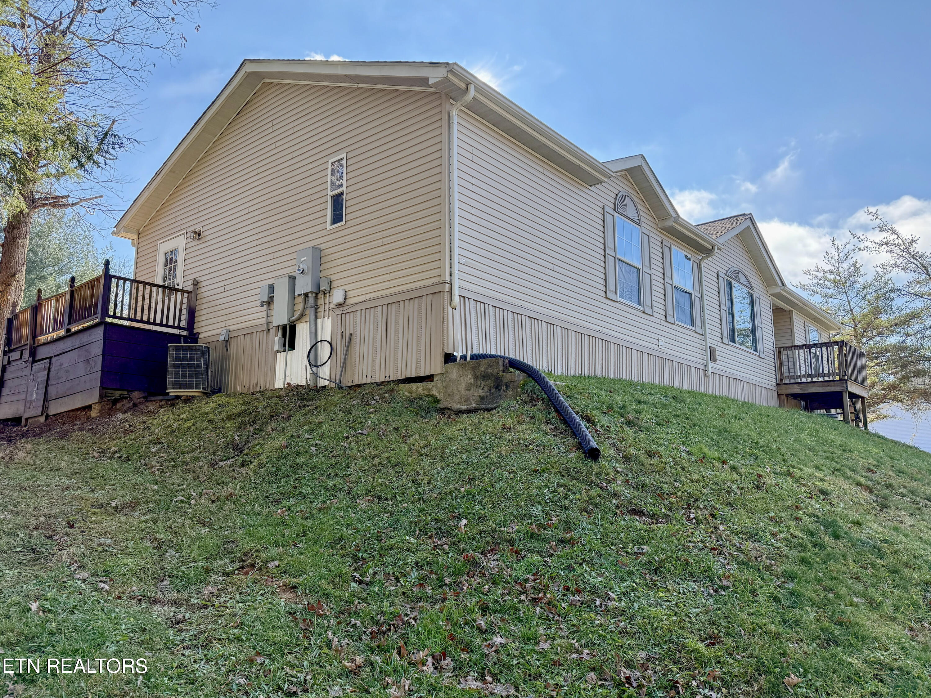 18726 Clarkrange Highway Monterey TN 38574