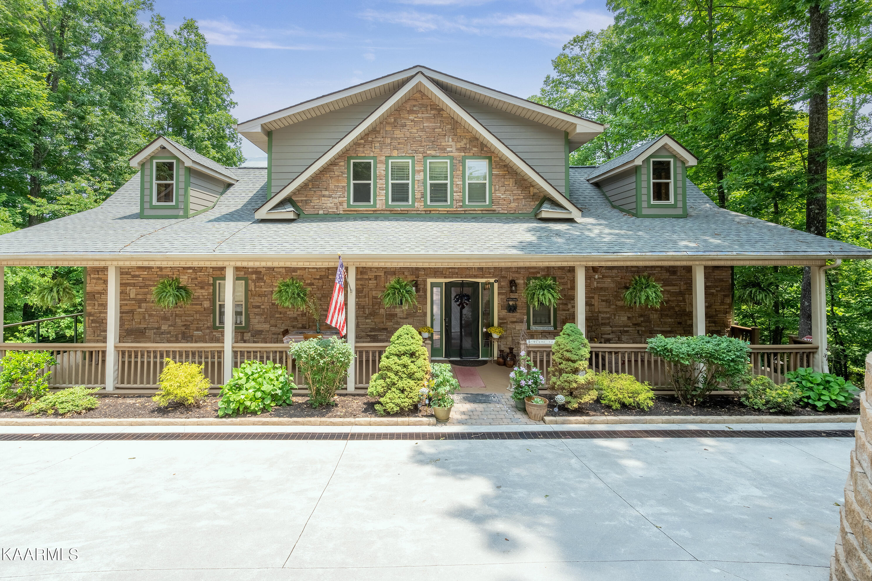 254 Stoney Rock Lane Jacksboro TN 37757