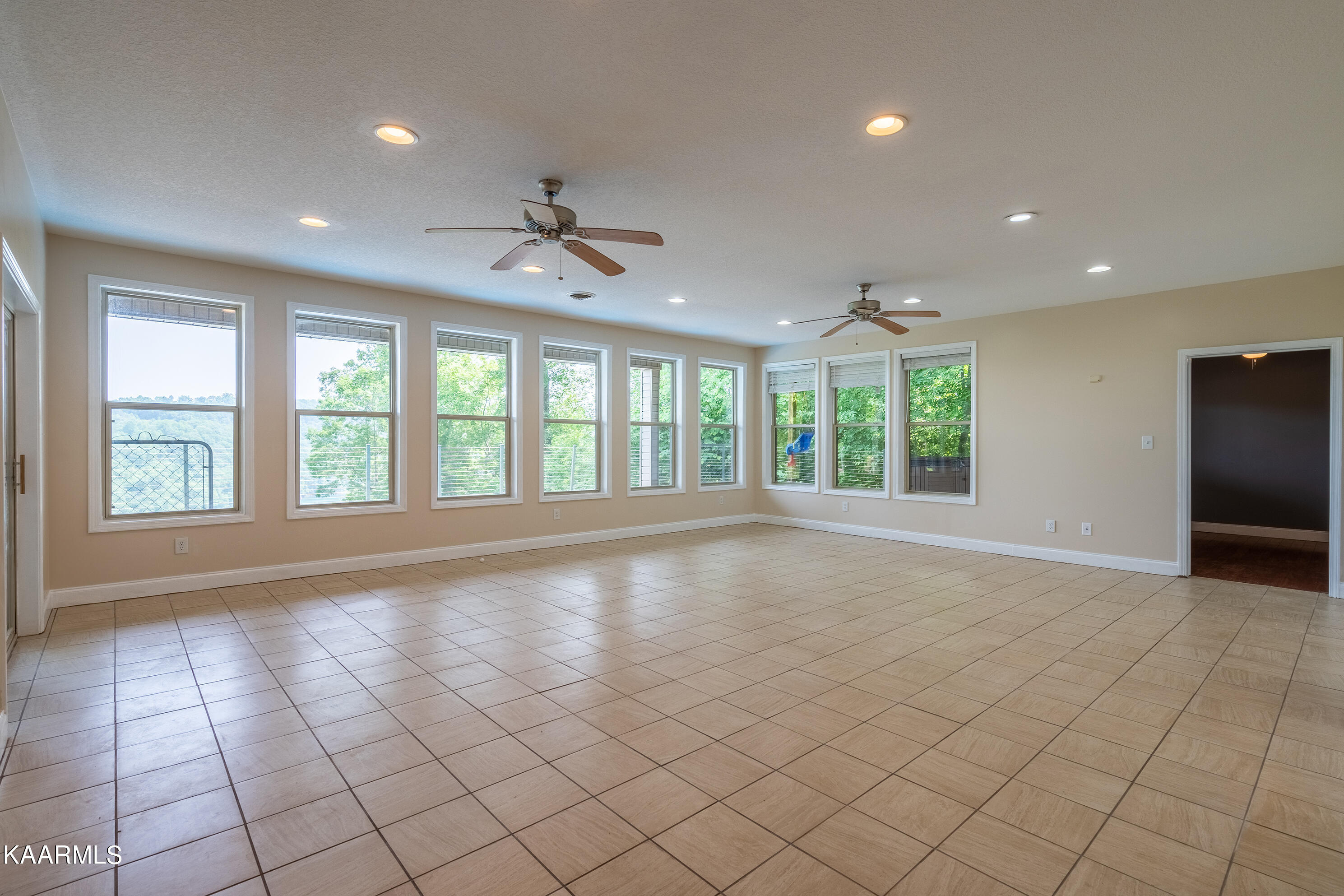 254 Stoney Rock Lane Jacksboro TN 37757