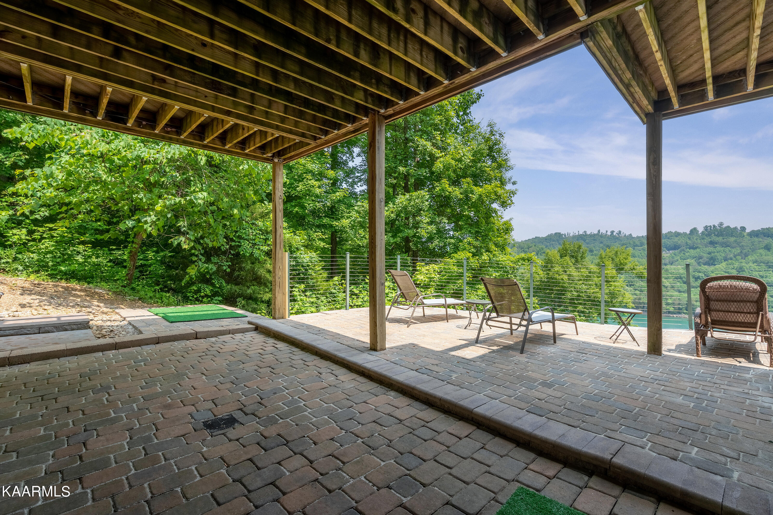 254 Stoney Rock Lane Jacksboro TN 37757
