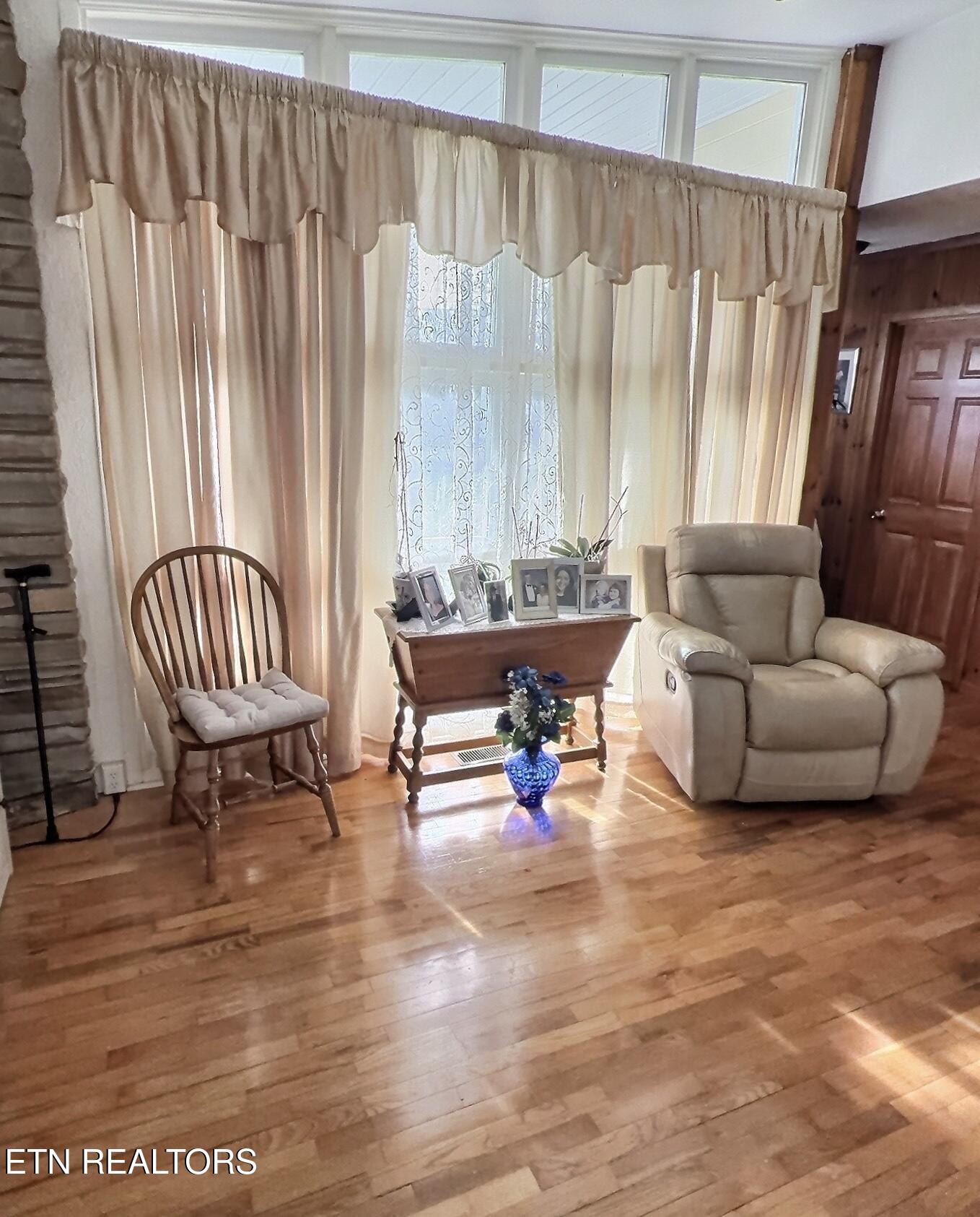 609 Metler Drive Knoxville TN 37912