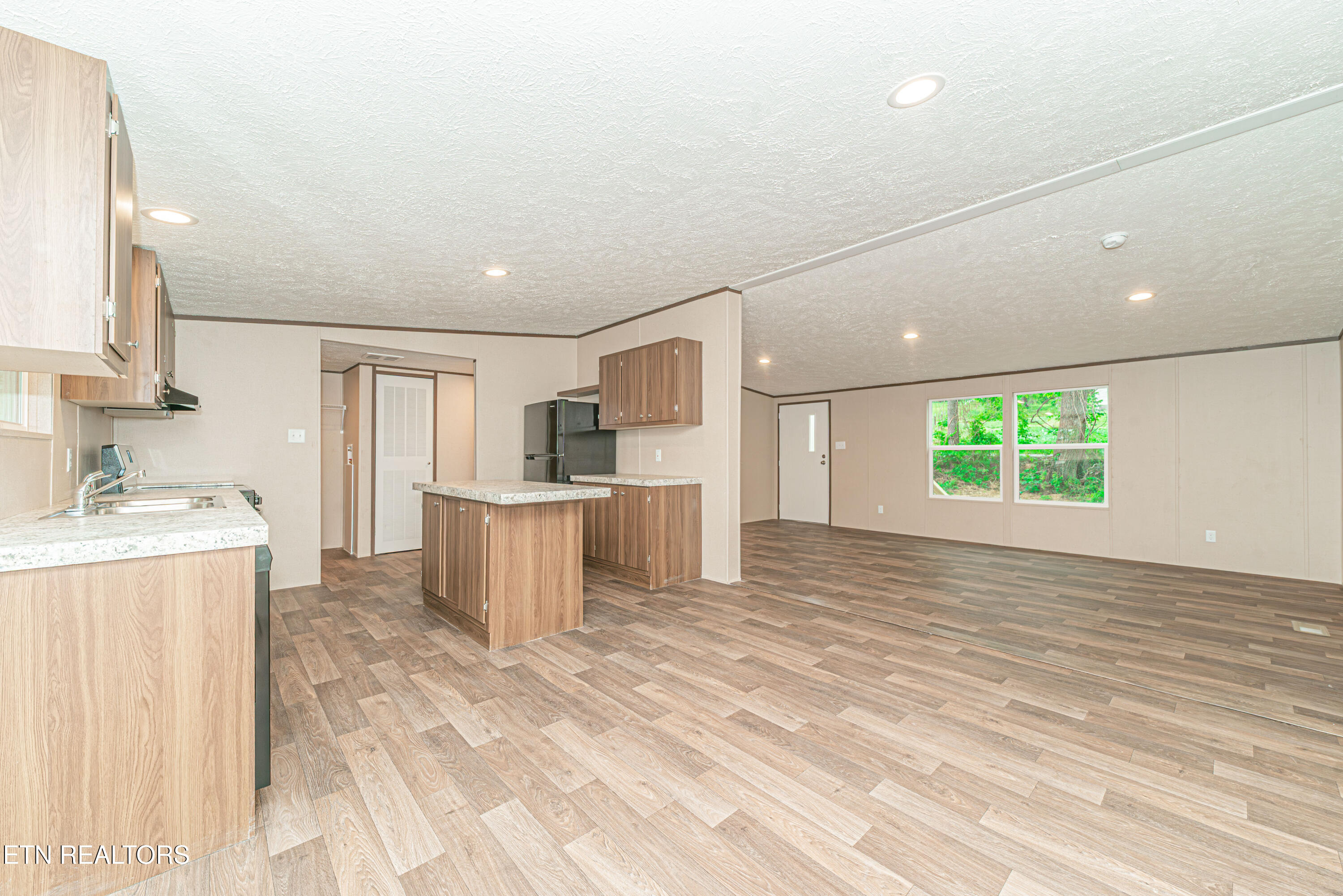 208 Hillside Drive Lafollette TN 37766