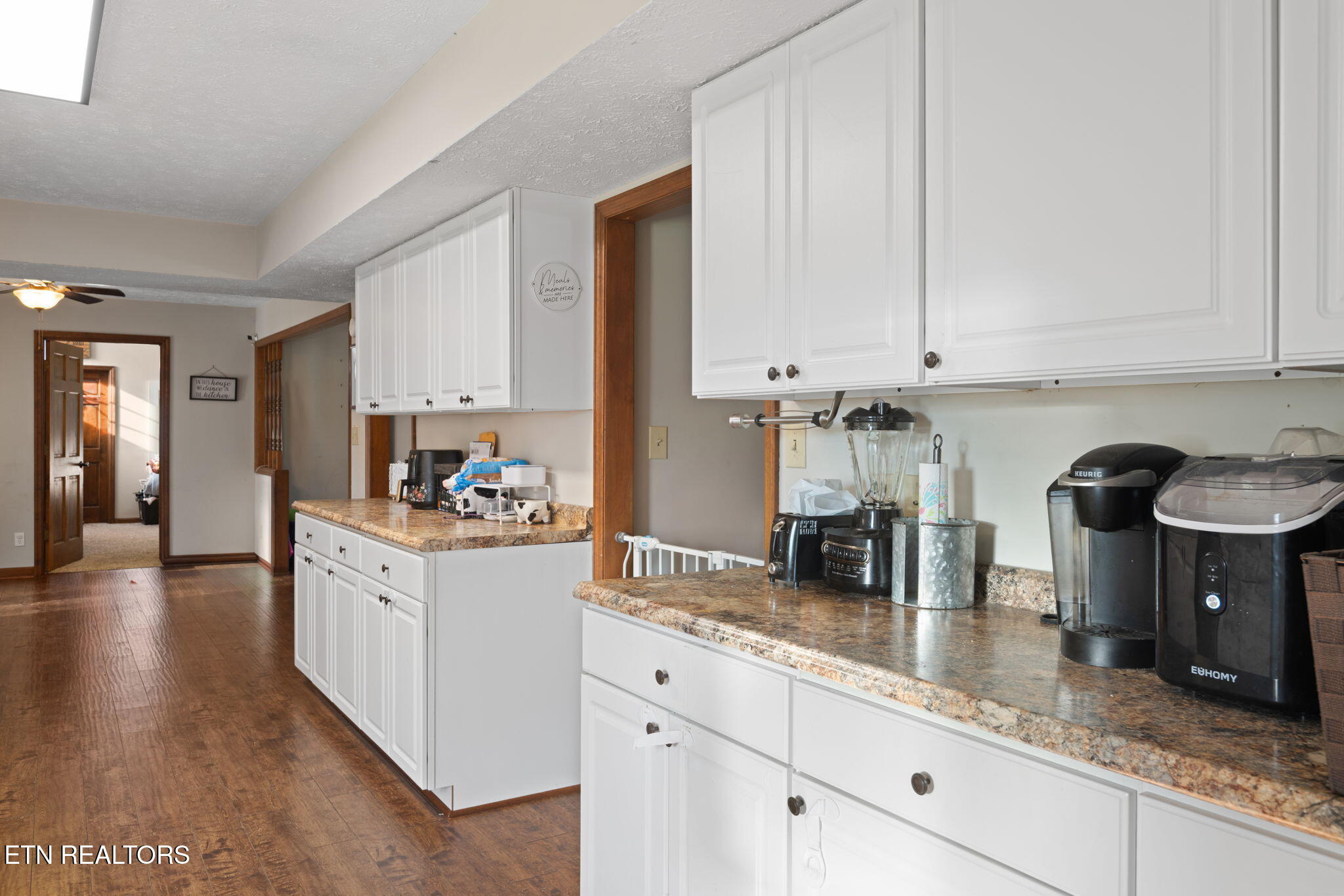 109 Cherry Lane Jacksboro TN 37757