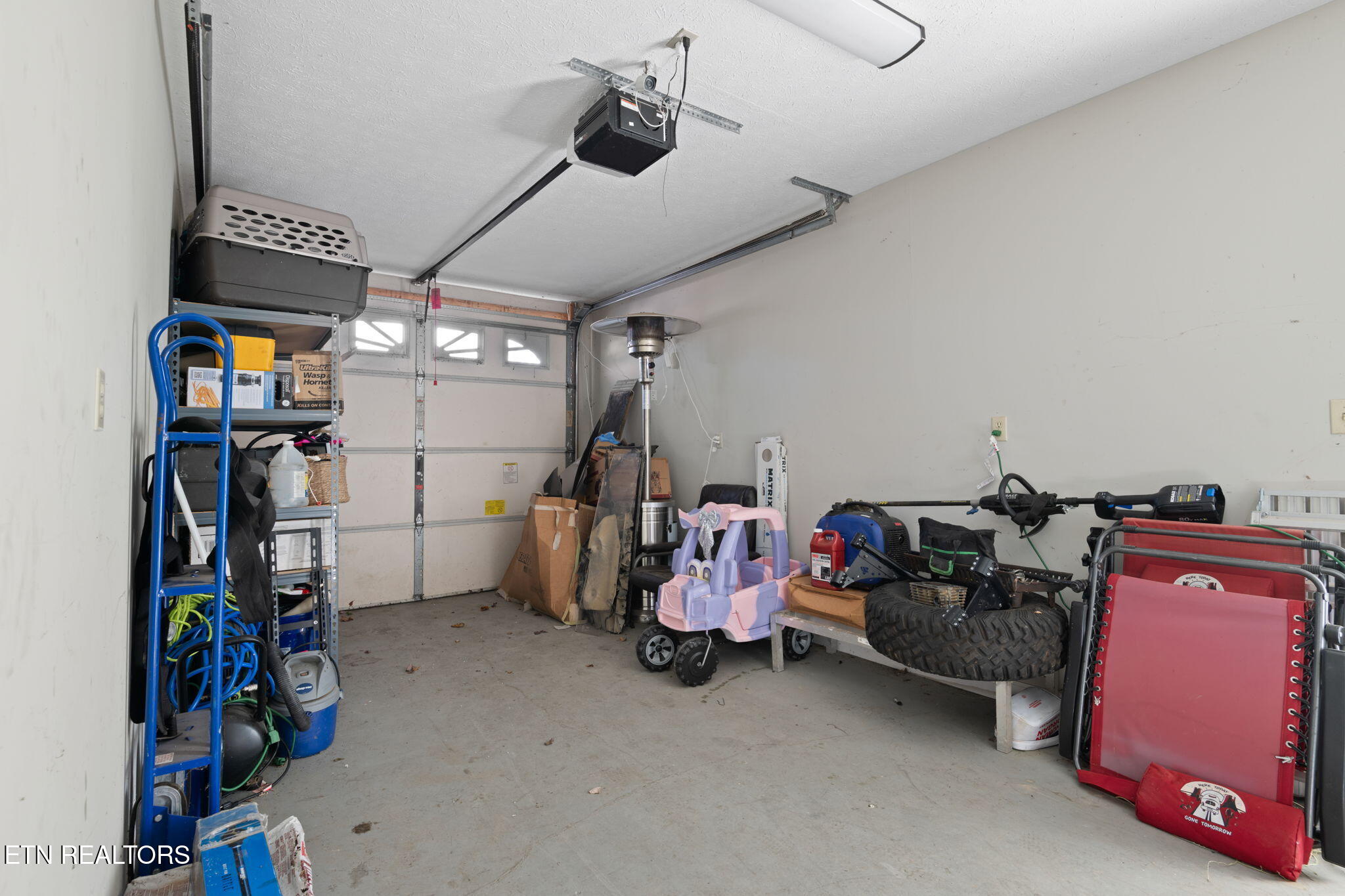 109 Cherry Lane Jacksboro TN 37757