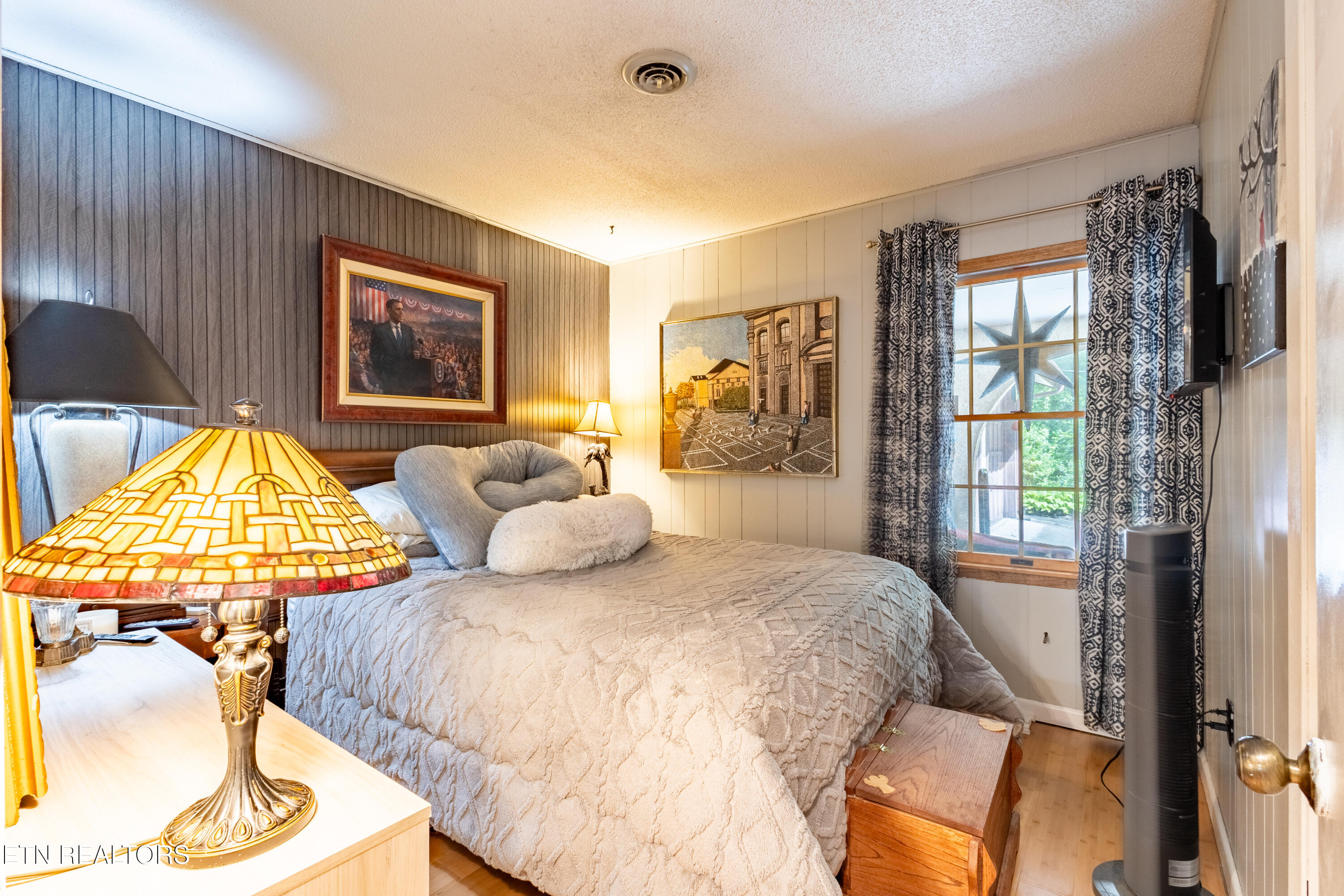 1633 Cardinal Drive Gatlinburg TN 37738