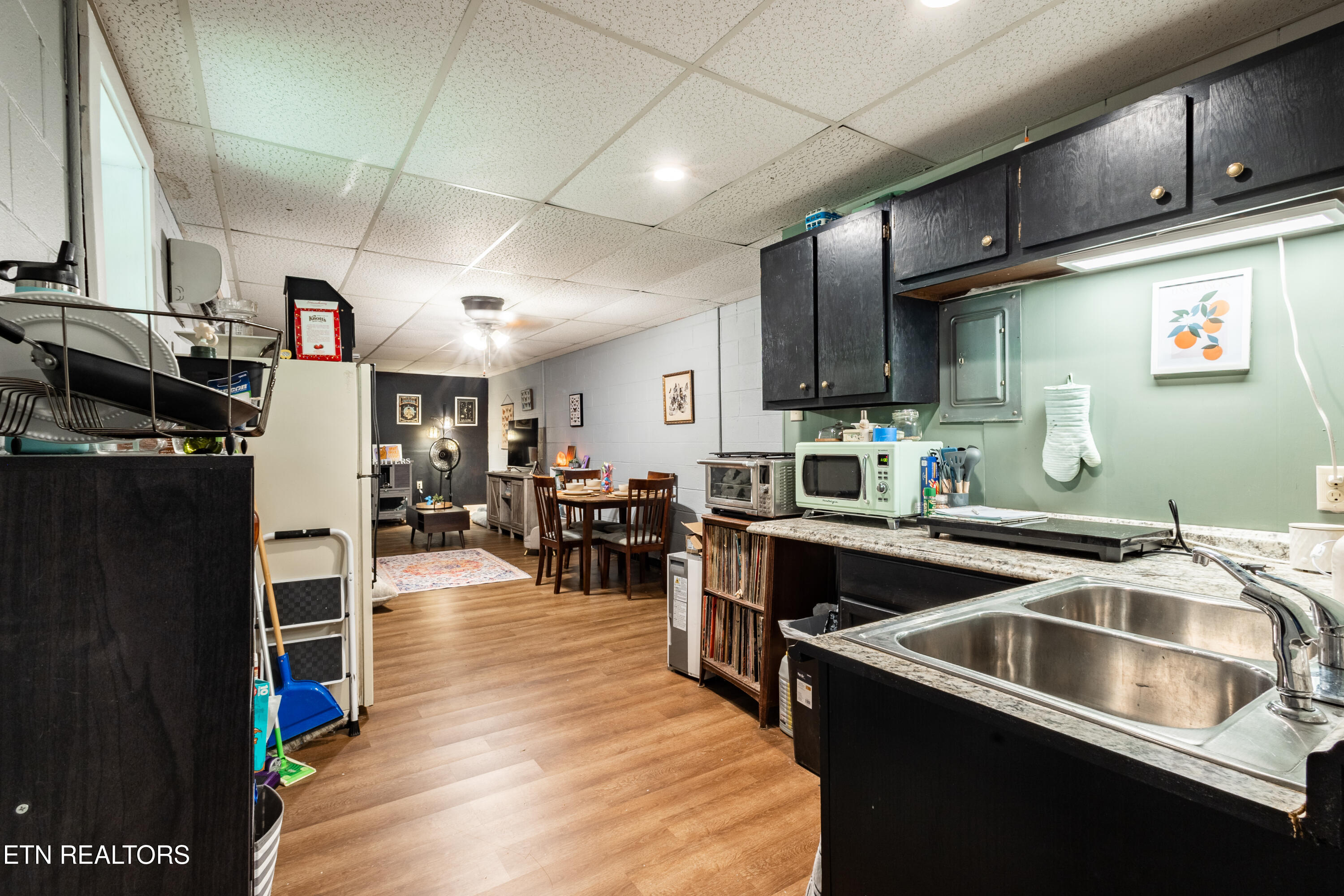 1633 Cardinal Drive Gatlinburg TN 37738