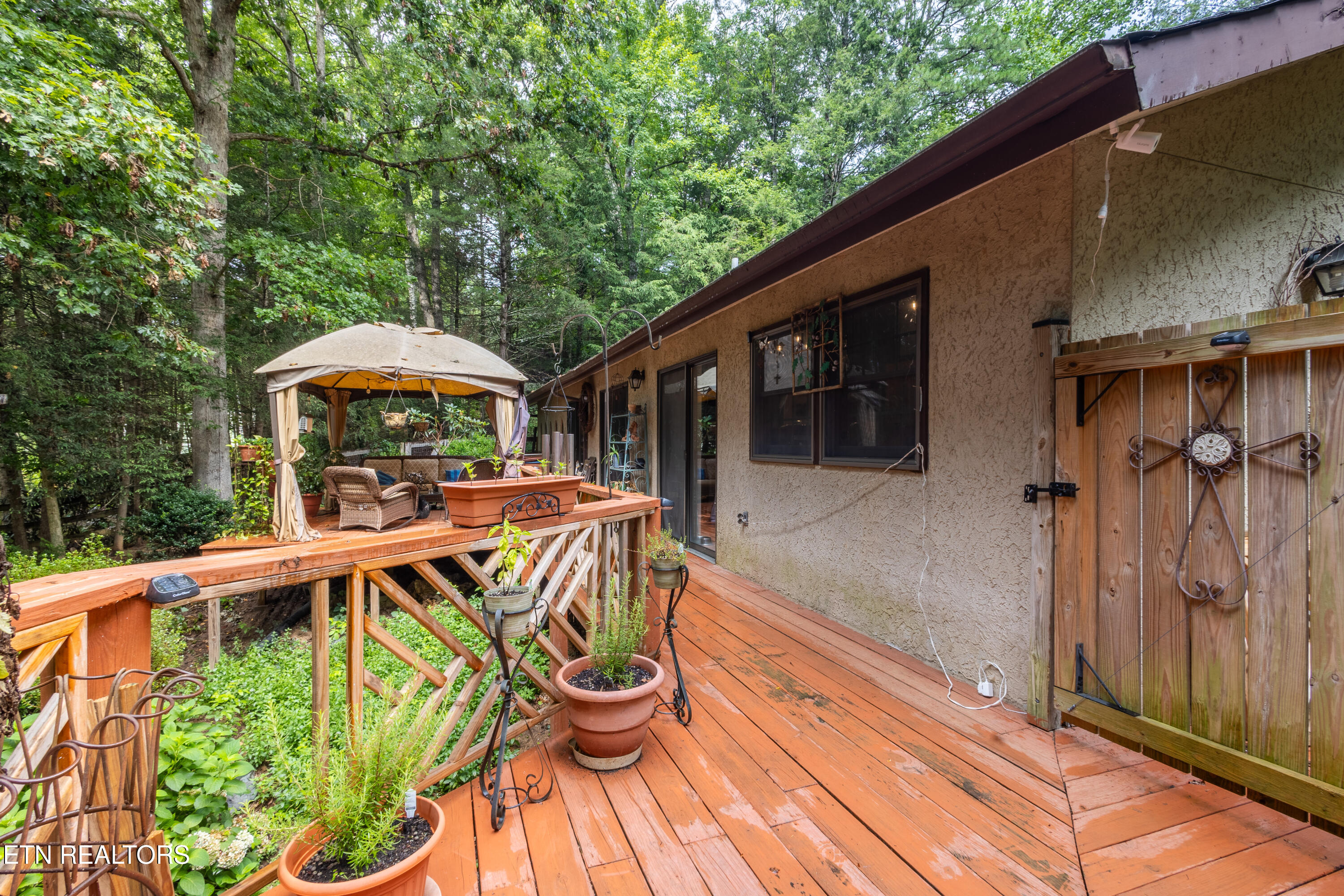 1633 Cardinal Drive Gatlinburg TN 37738