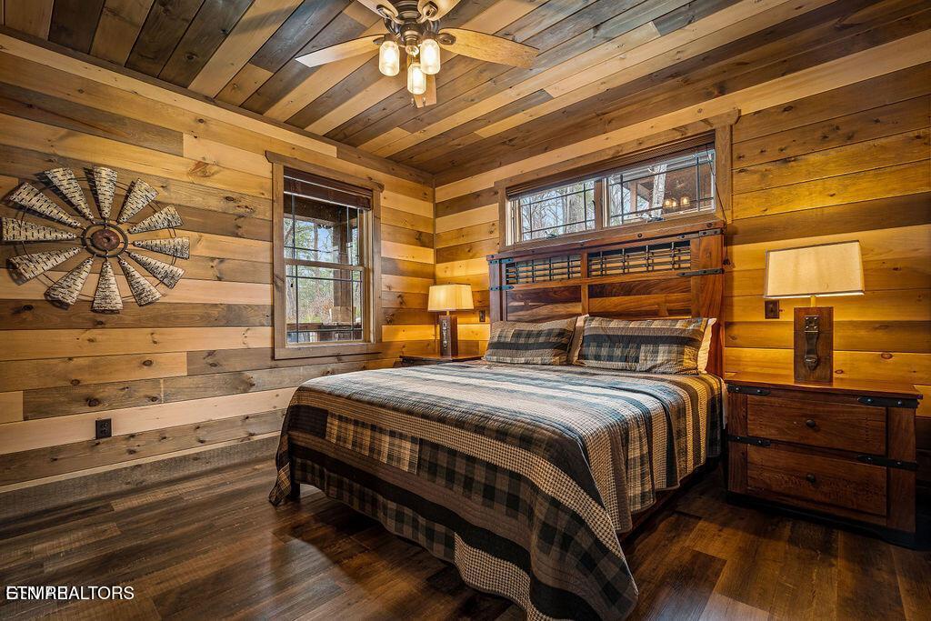 2011 Turkey Creek Way Sevierville TN 37862