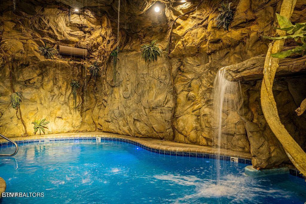 2011 Turkey Creek Way Sevierville TN 37862