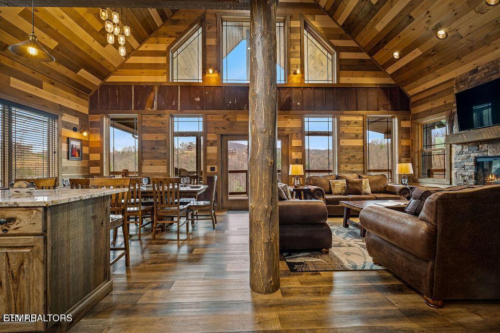 2011 Turkey Creek Way Sevierville TN 37862