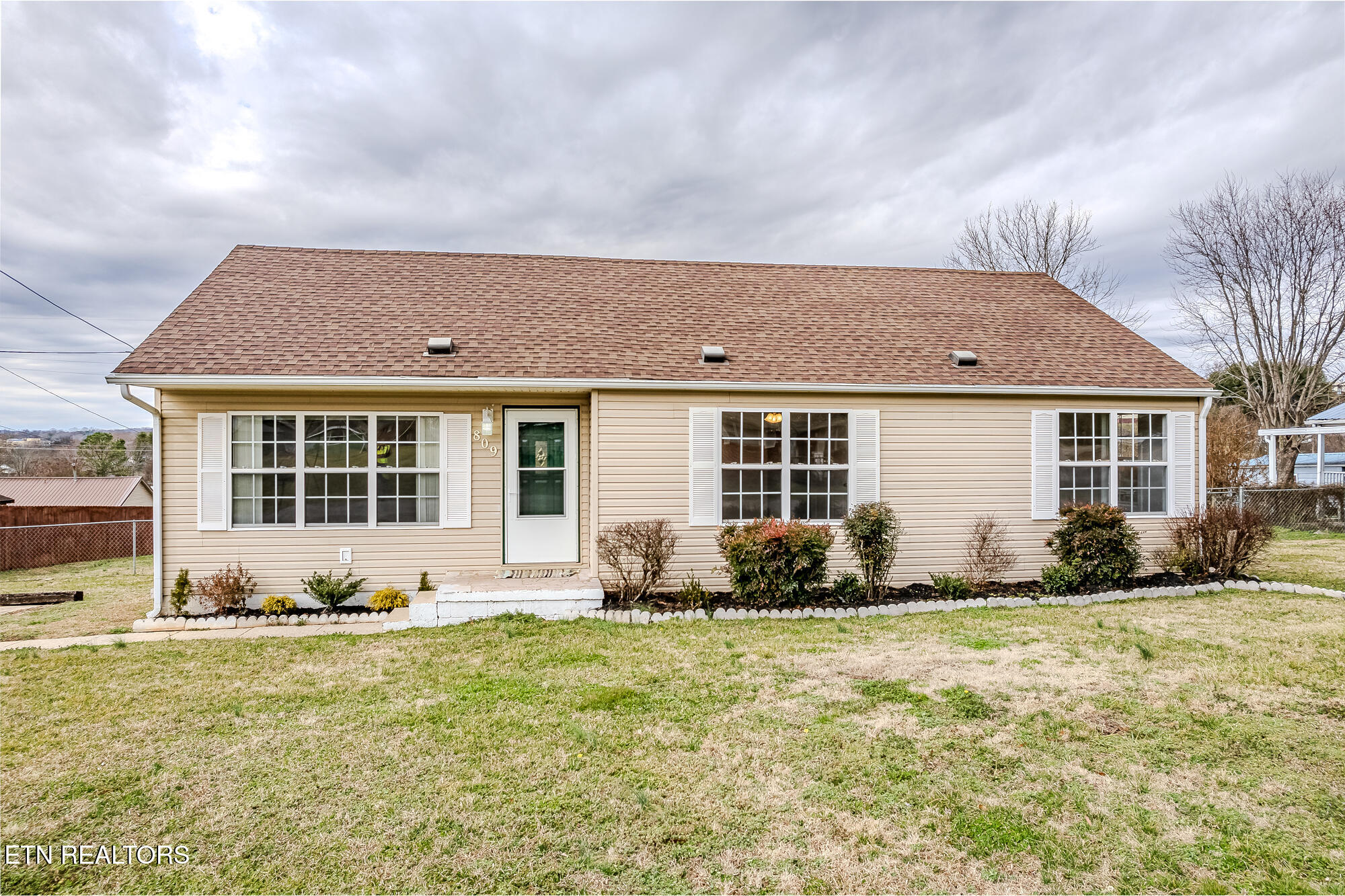 809 Hudson Street Sweetwater TN 37874
