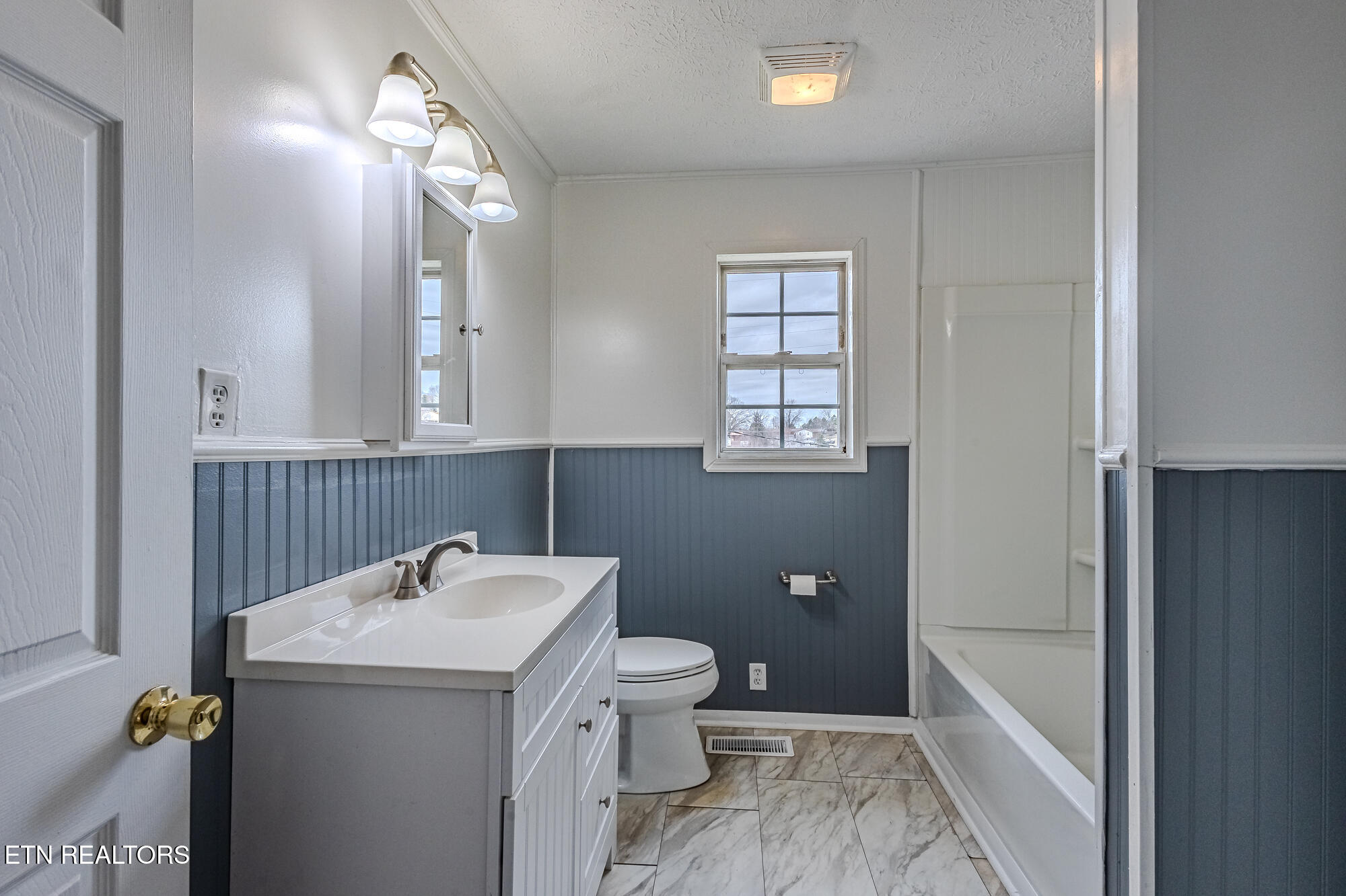 809 Hudson Street Sweetwater TN 37874