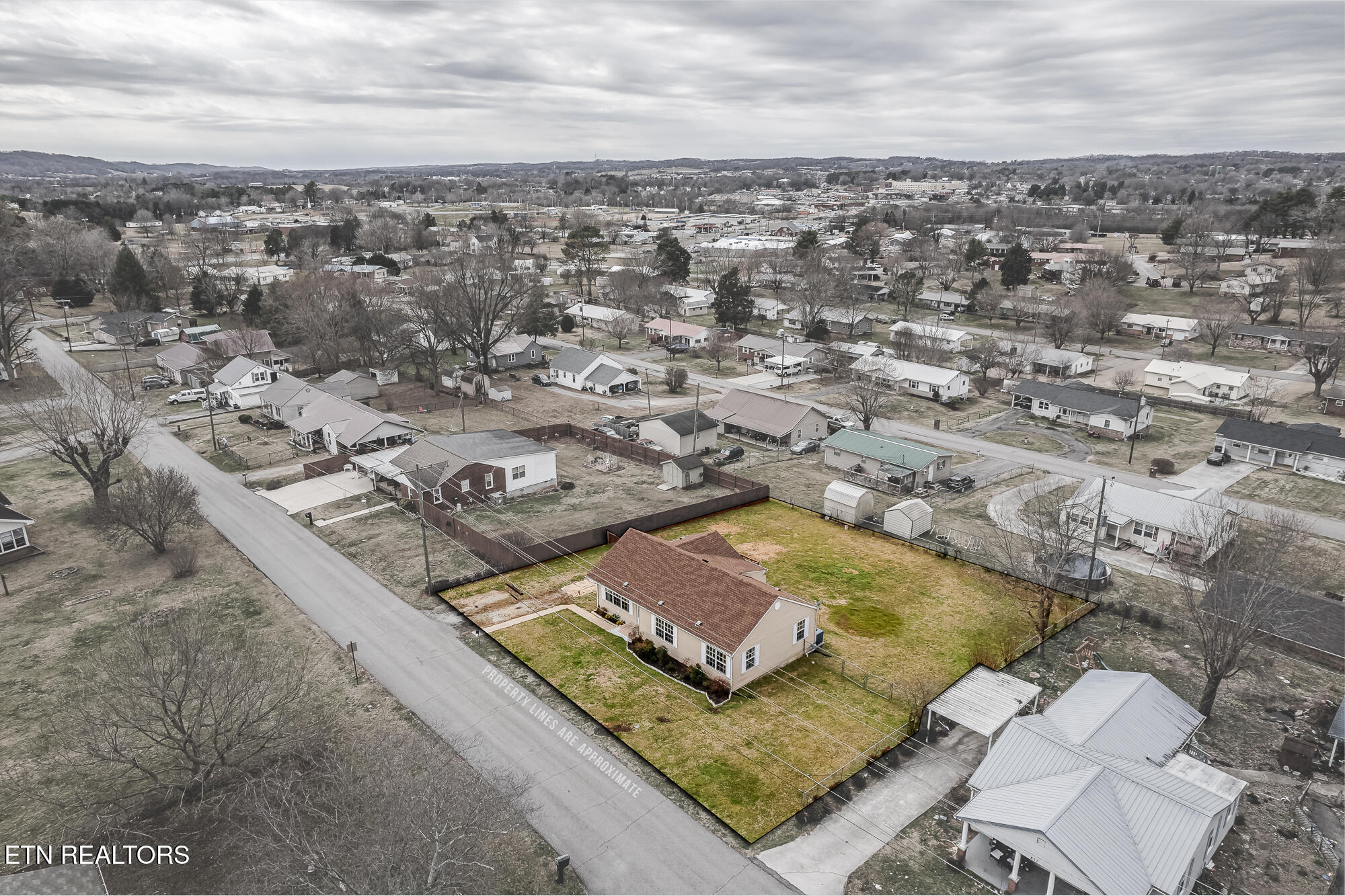 809 Hudson Street Sweetwater TN 37874