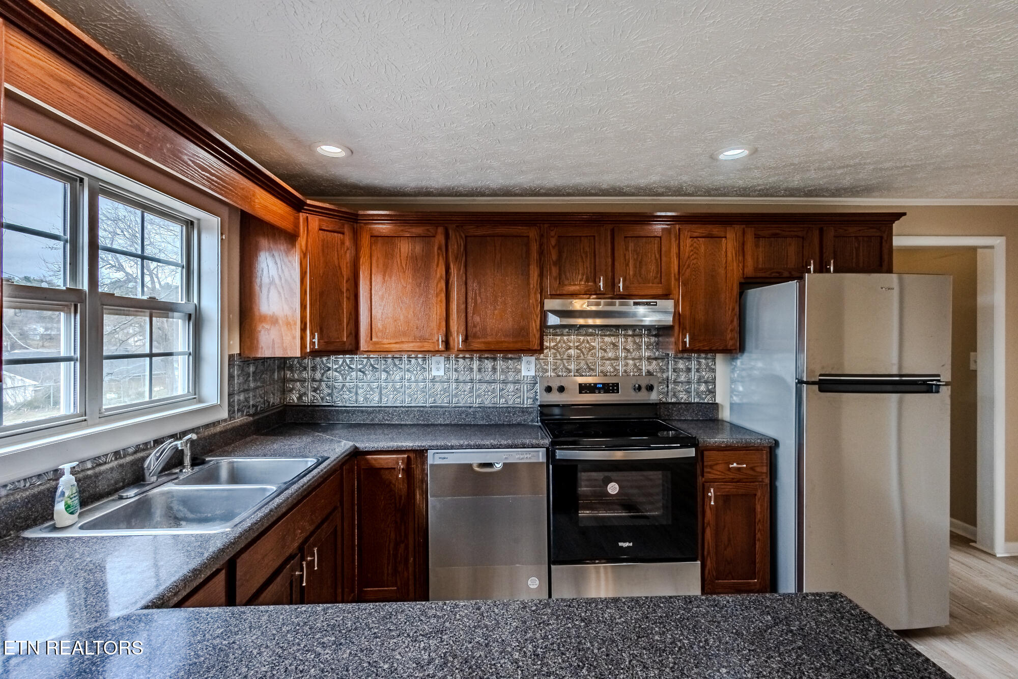 809 Hudson Street Sweetwater TN 37874