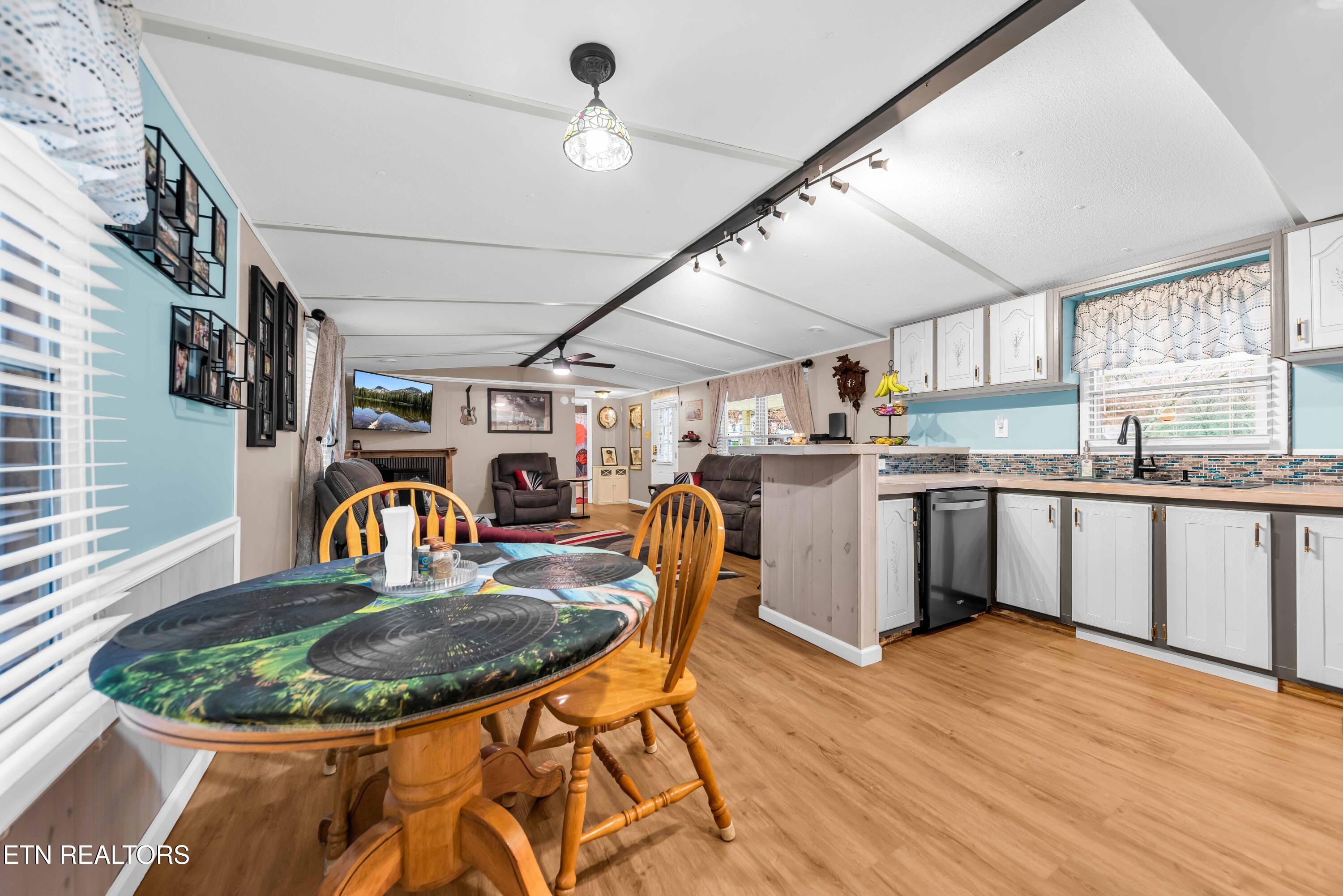 145 Pine Crest Drive Maynardville TN 37807