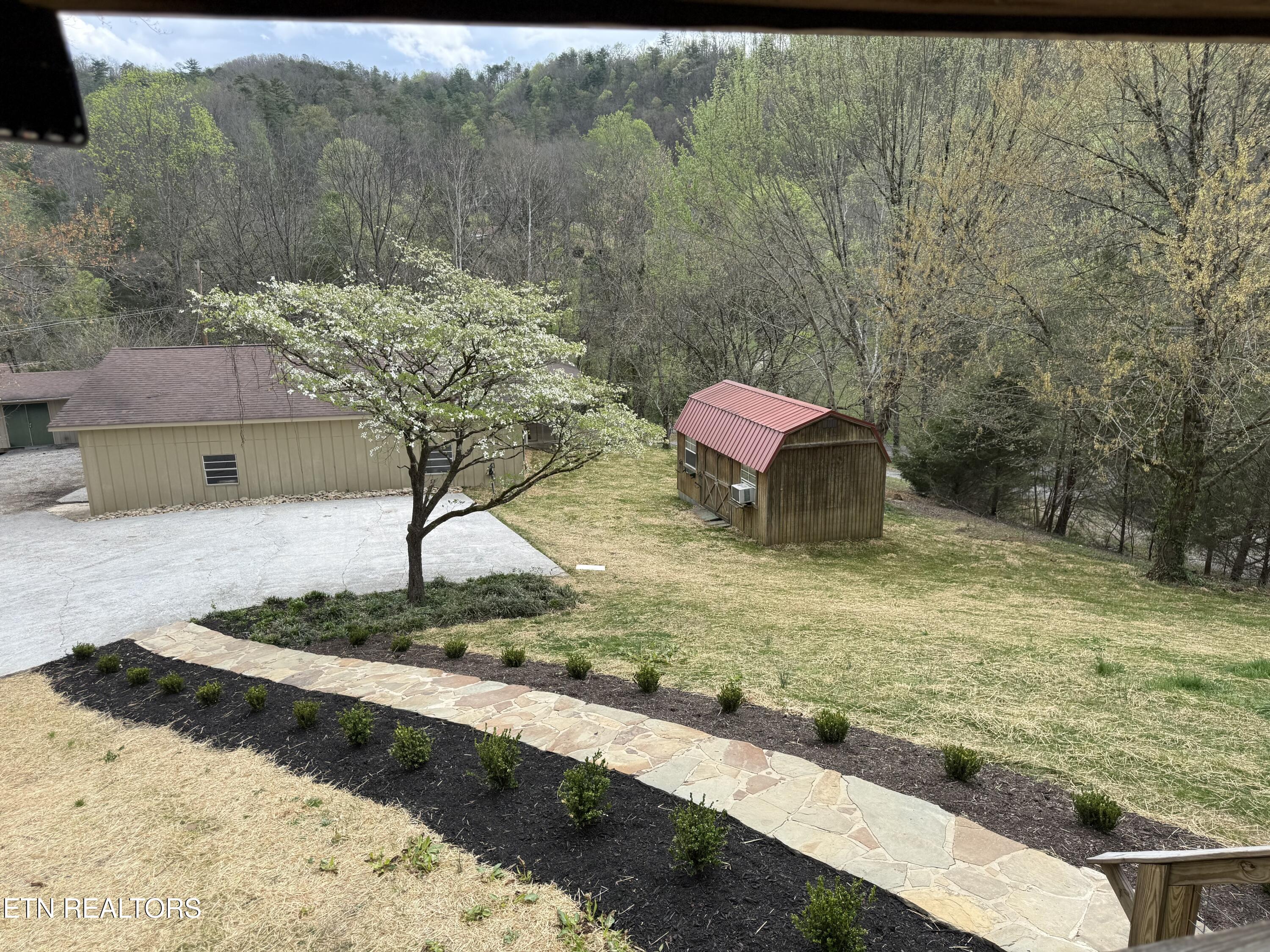 5506 Old Walland Highway Walland TN 37886