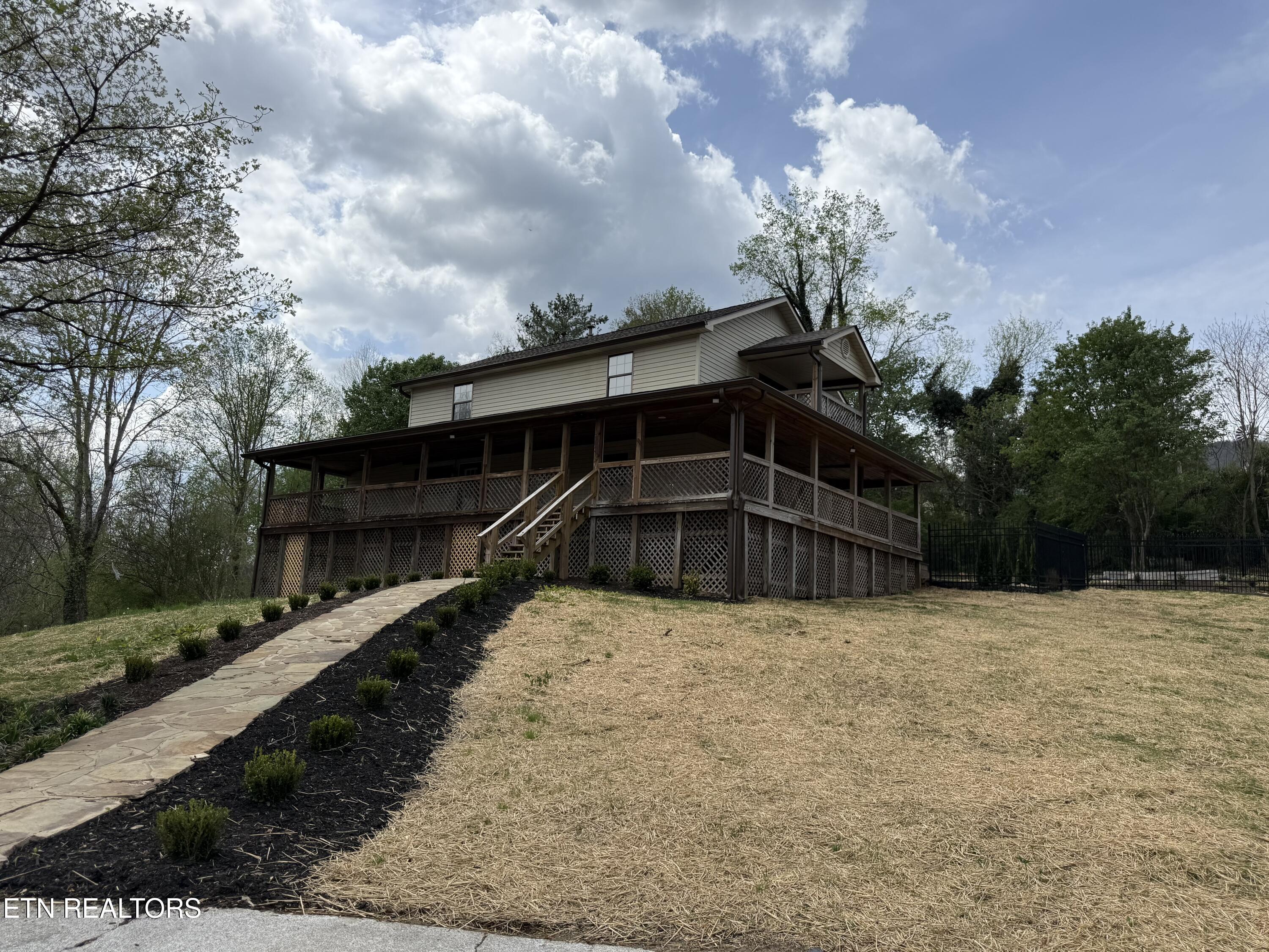 5506 Old Walland Highway Walland TN 37886