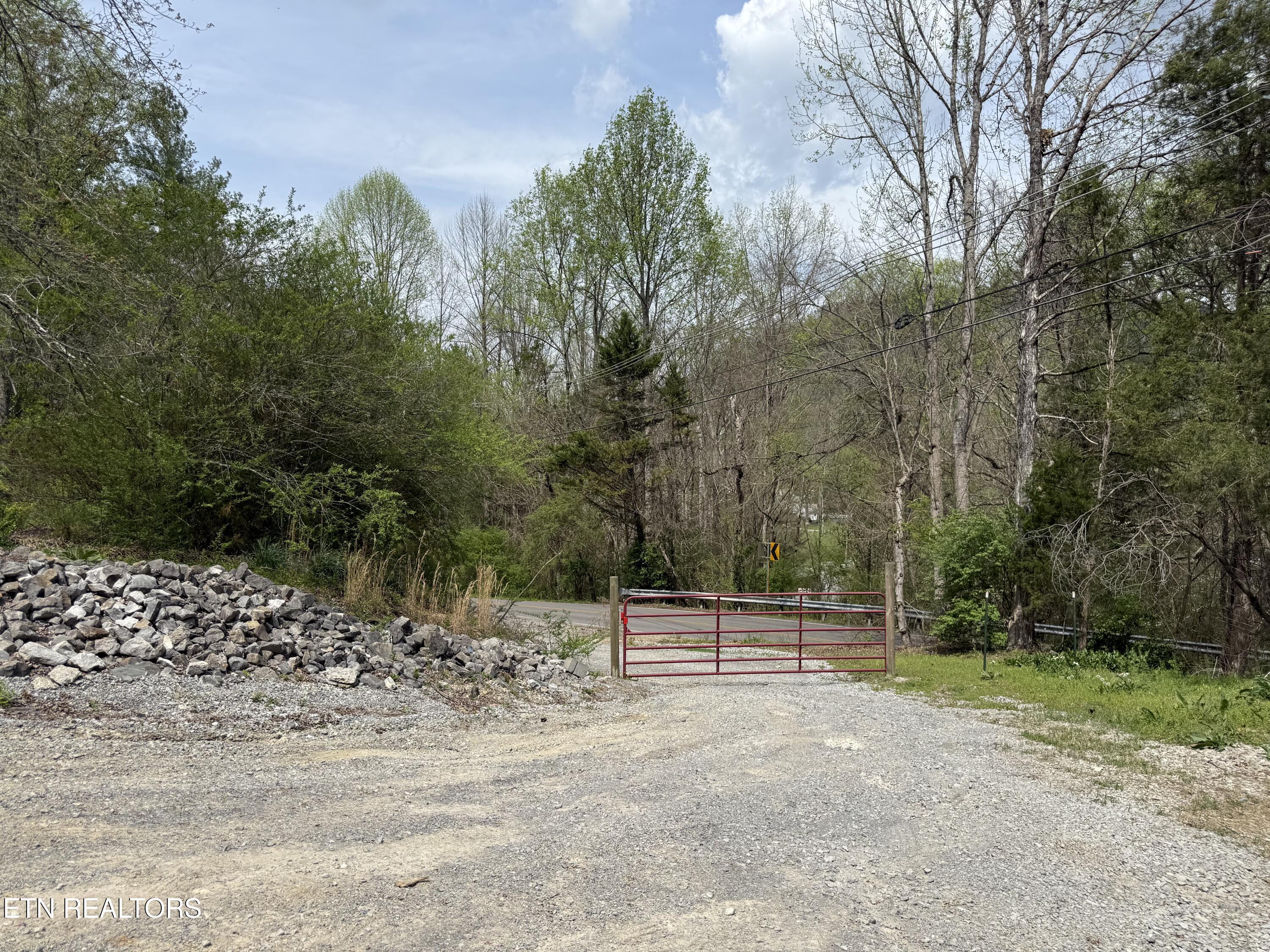 5506 Old Walland Highway Walland TN 37886