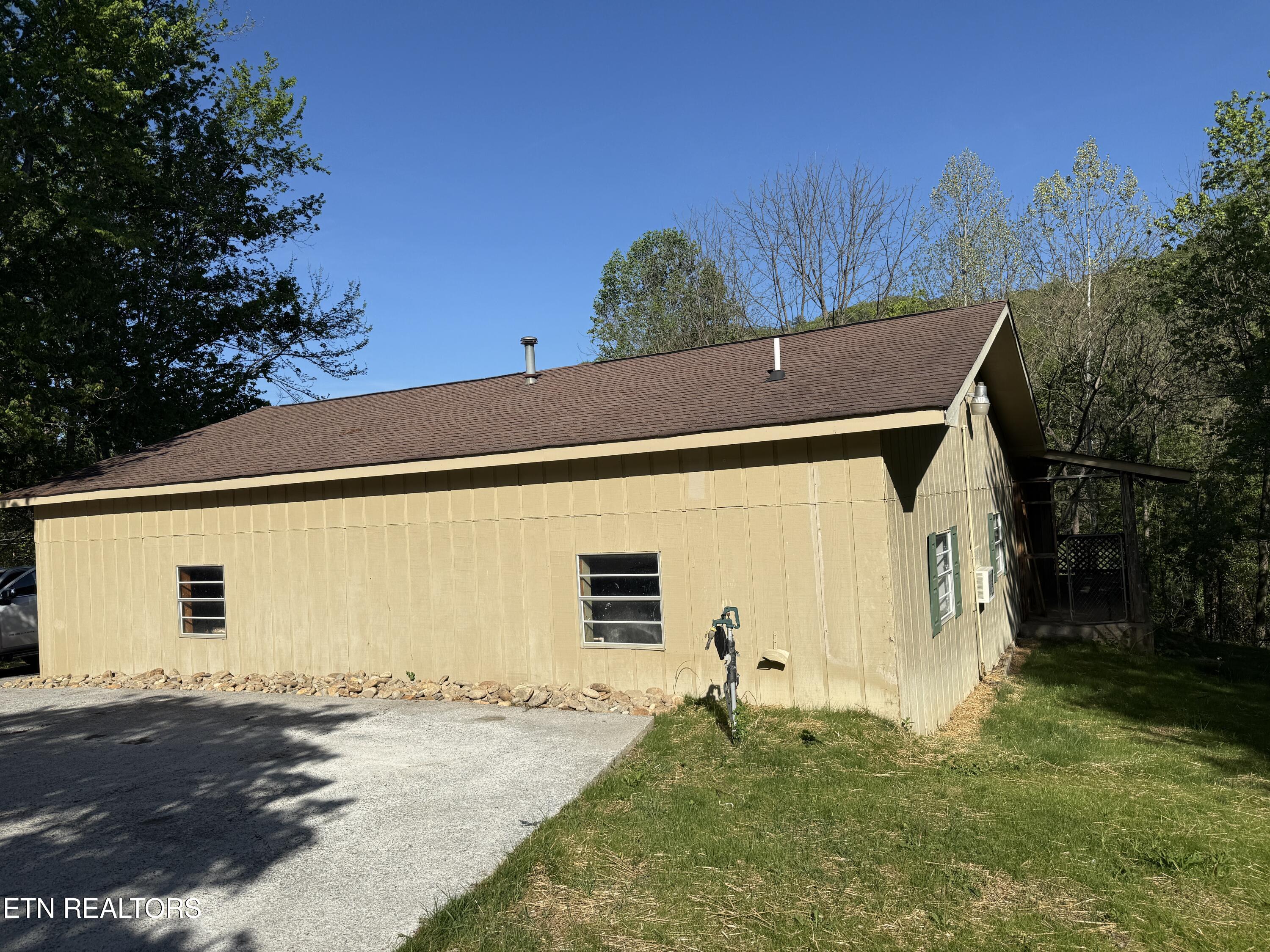 5506 Old Walland Highway Walland TN 37886