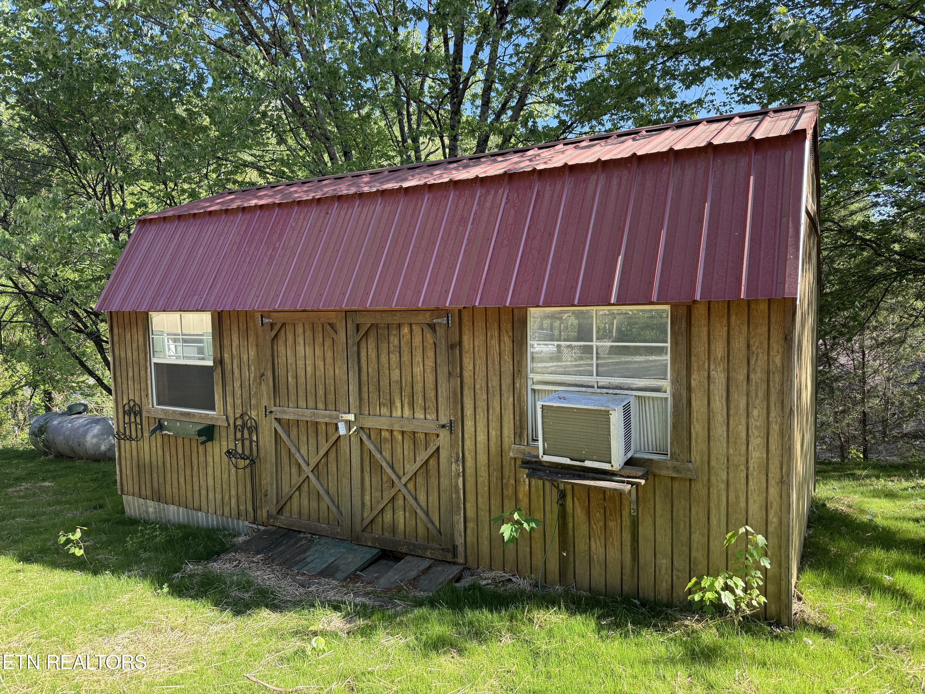 5506 Old Walland Highway Walland TN 37886