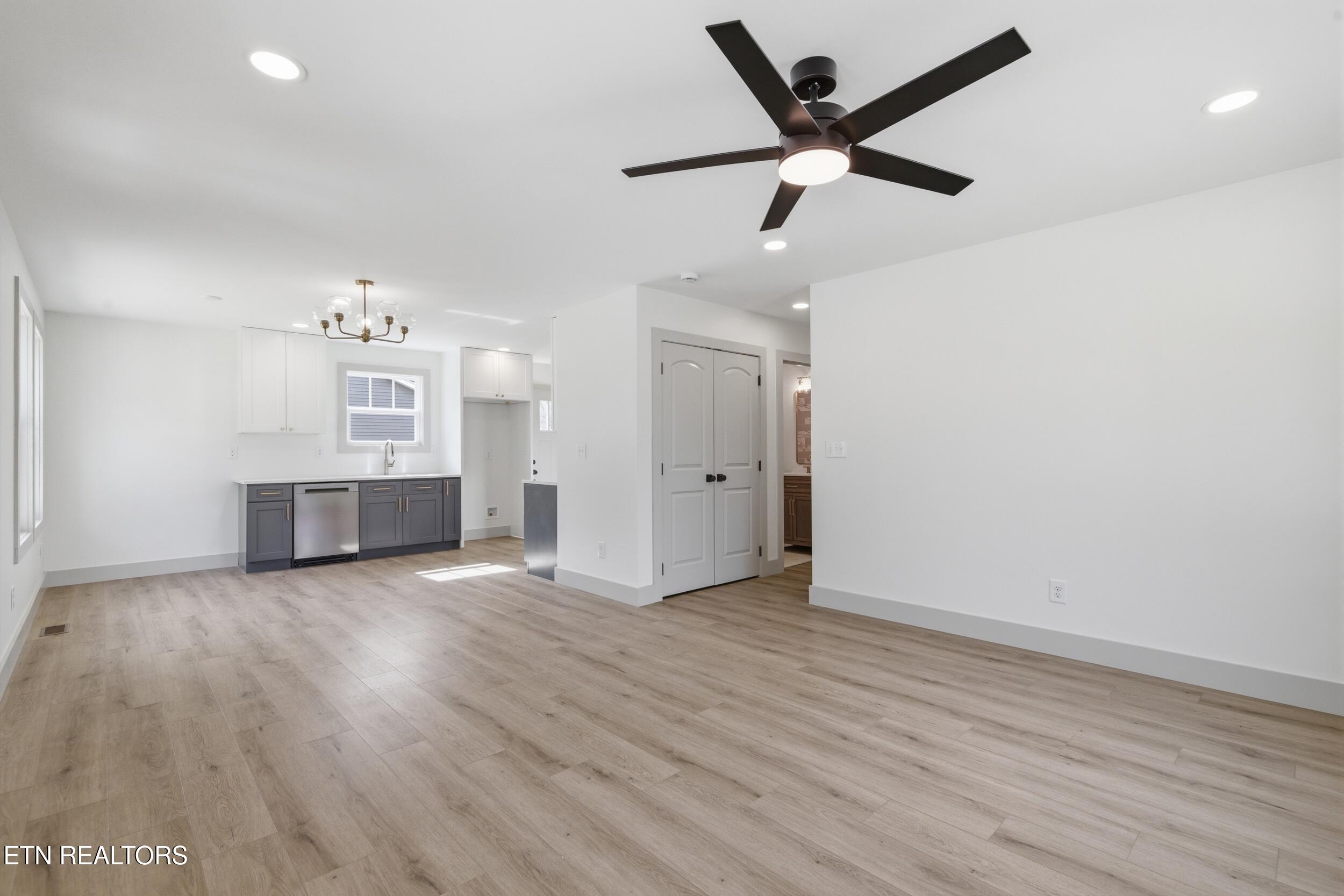 4305 Ivy Avenue Knoxville TN 37914