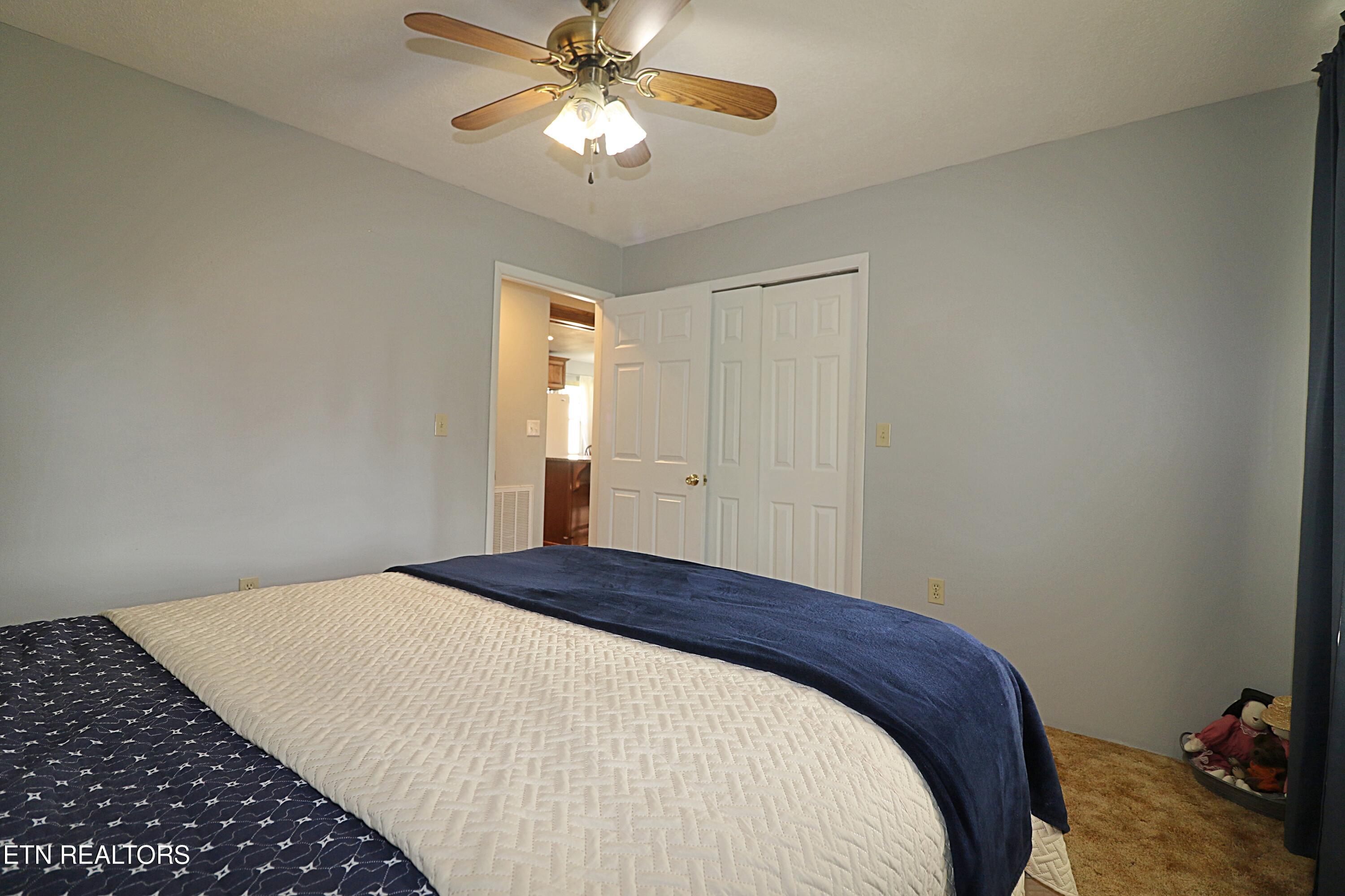 1058 Mountain View Road Robbins TN 37852