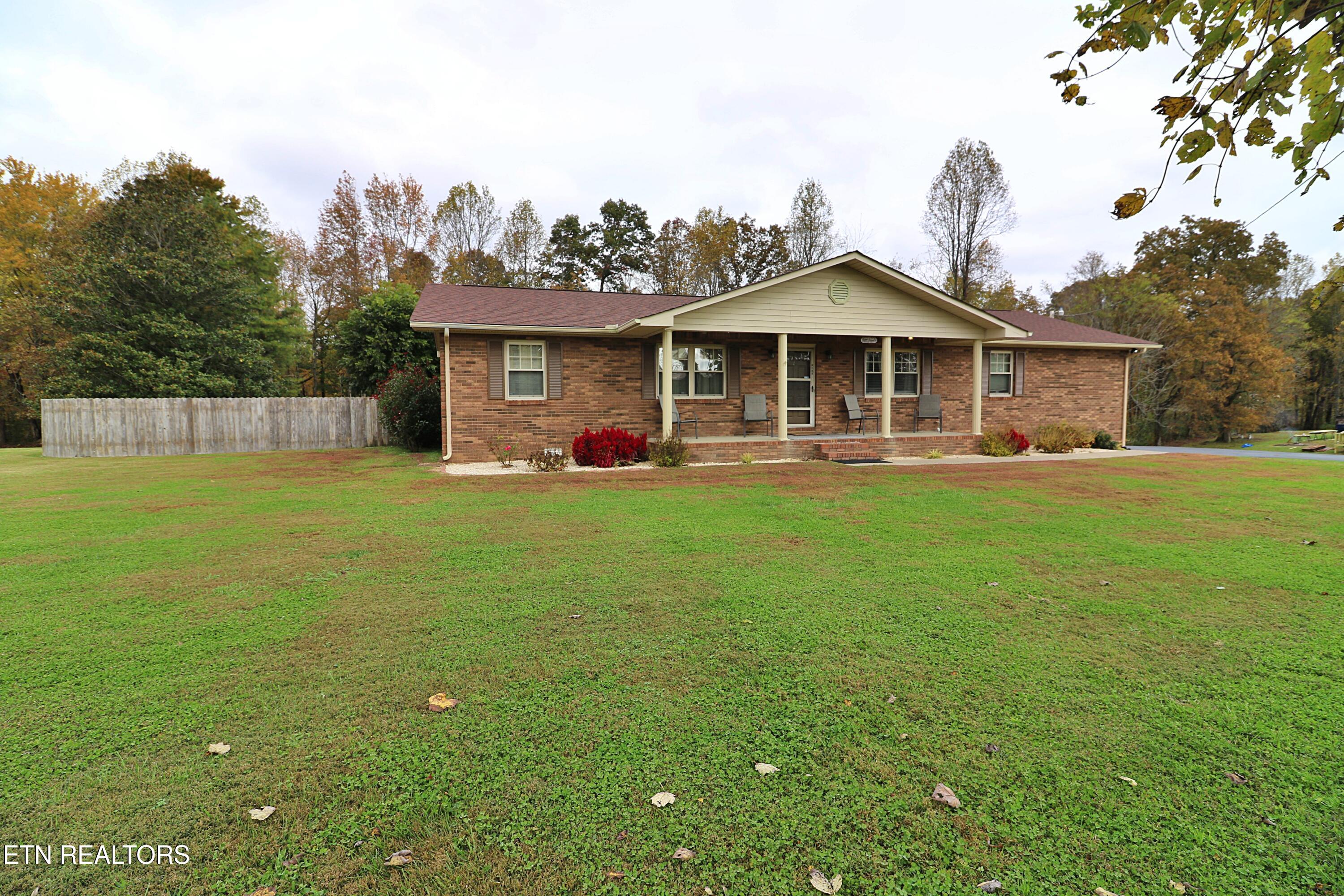 1058 Mountain View Road Robbins TN 37852