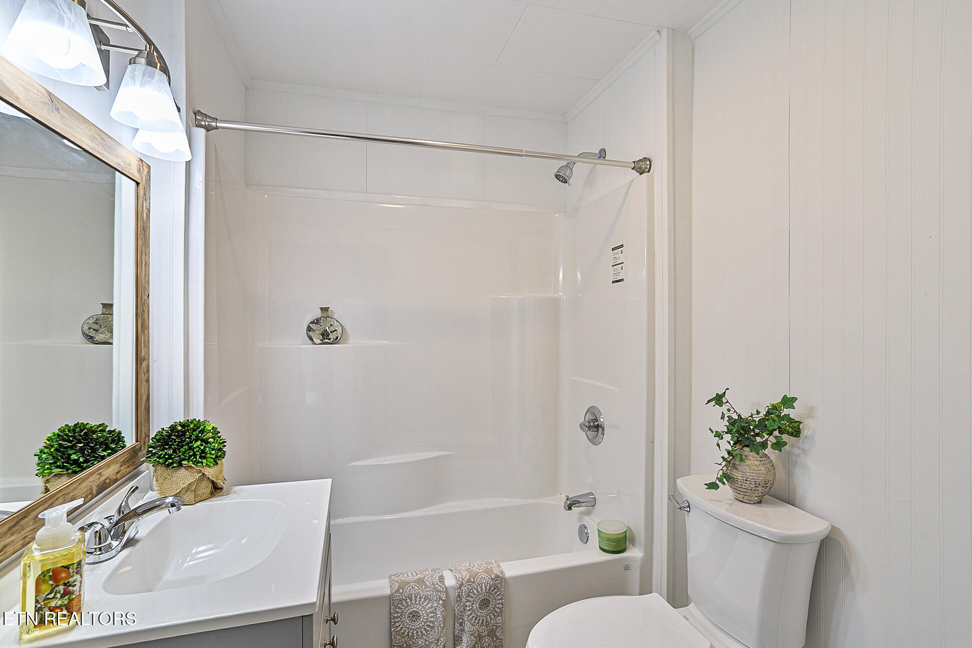 353 Lee Road Clinton TN 37716