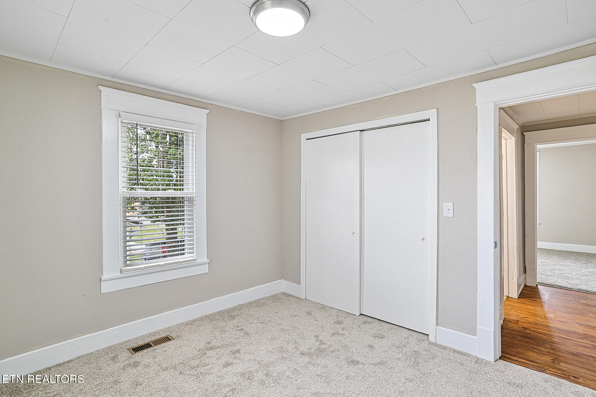 353 Lee Road Clinton TN 37716