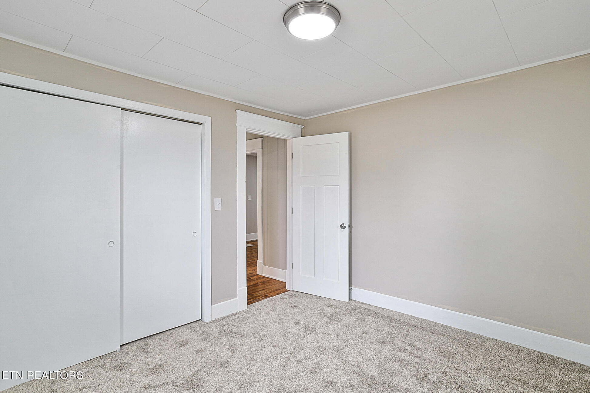 353 Lee Road Clinton TN 37716