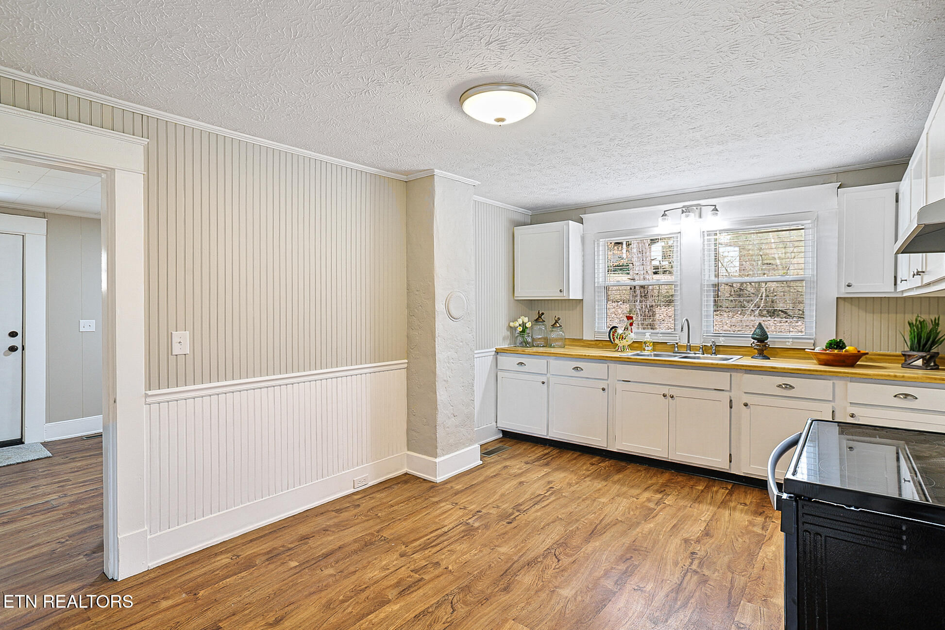 353 Lee Road Clinton TN 37716