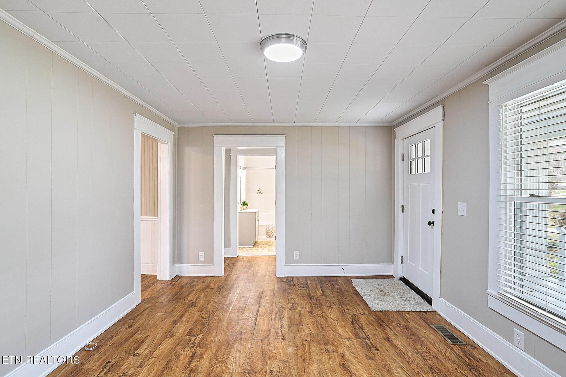 353 Lee Road Clinton TN 37716