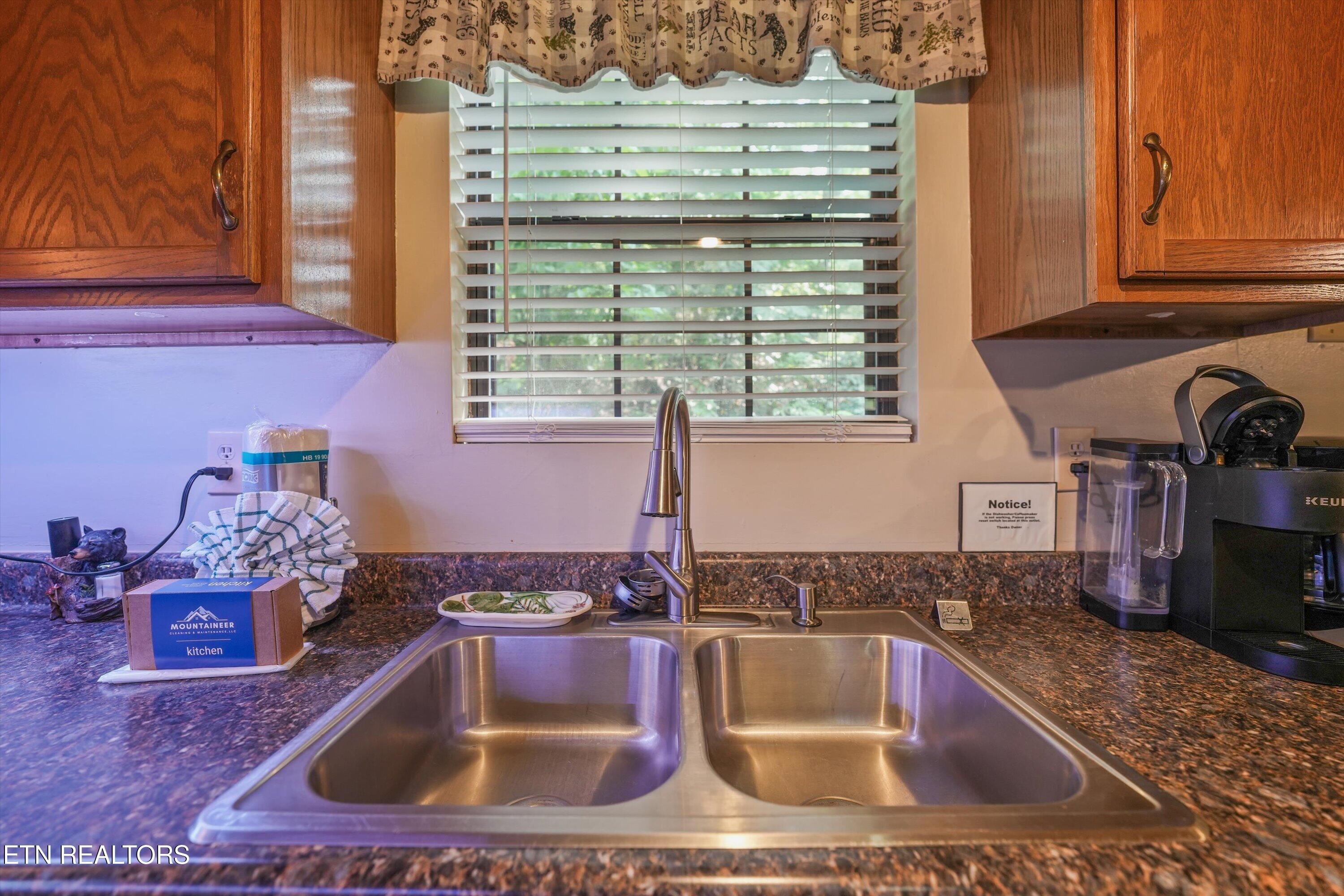 2113 Applewood Road Sevierville TN 37862